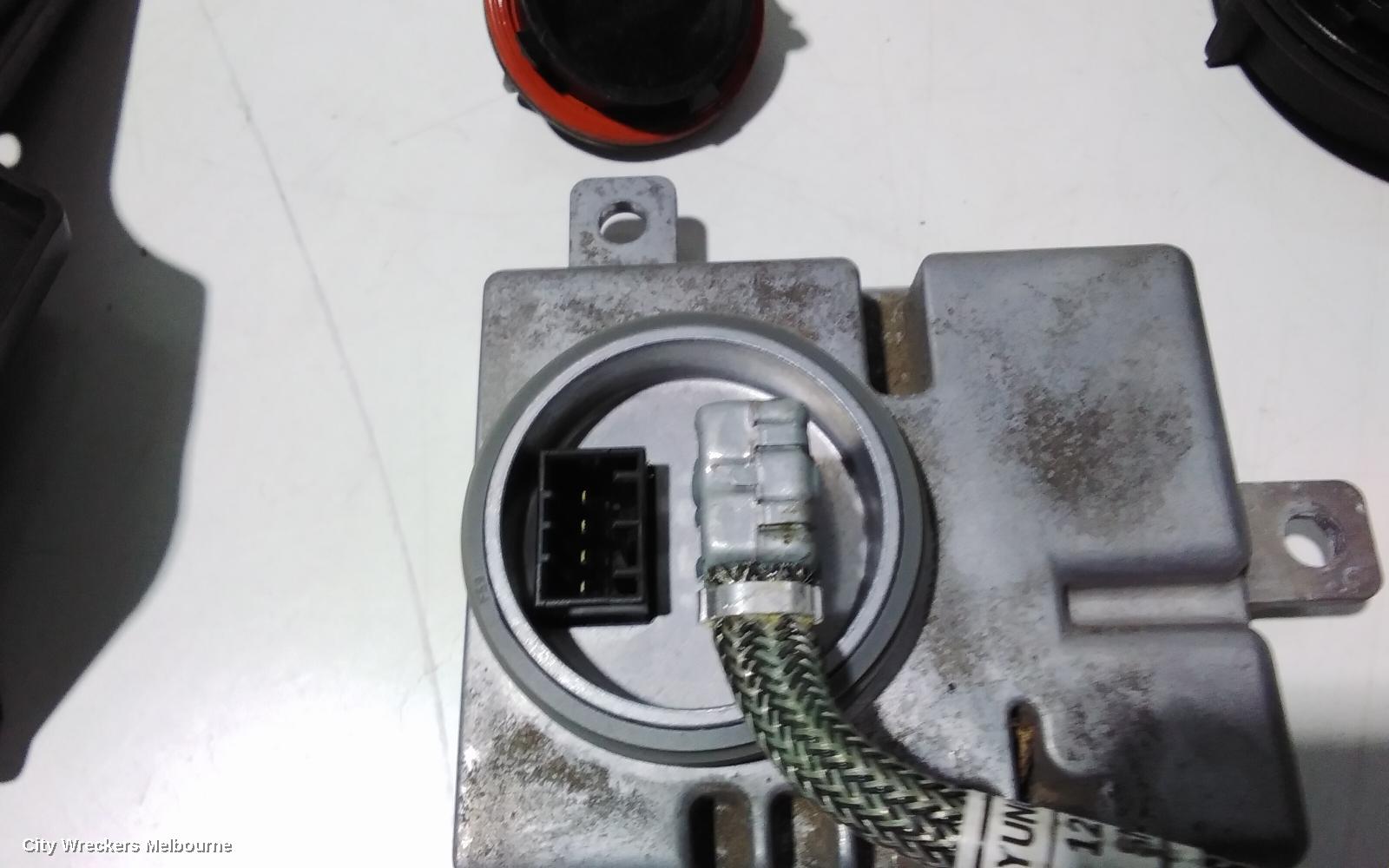 CHRYSLER 300C, LX2, 12/2011 - 12/2021, LH XENON  MODULE & BULB: 73972