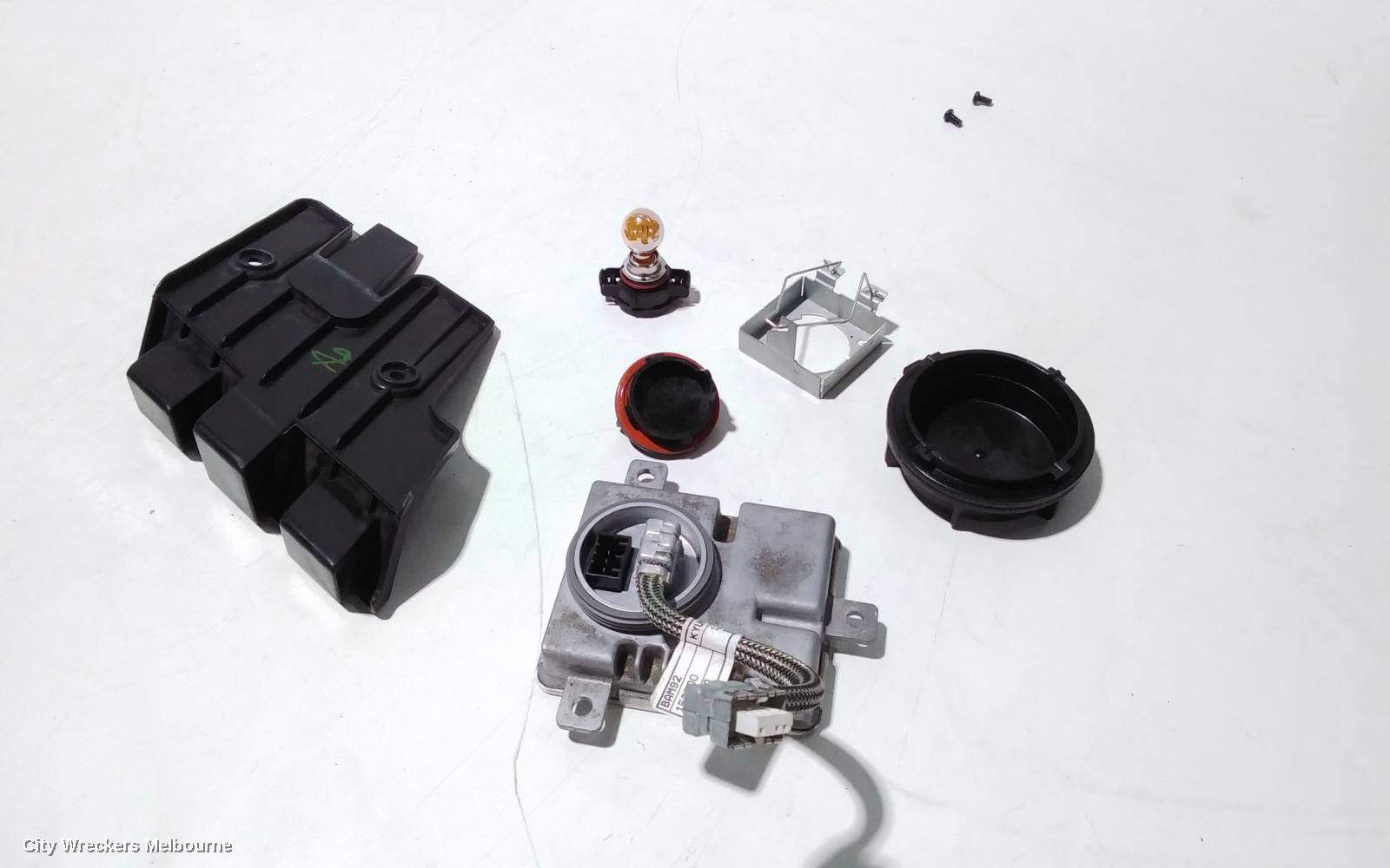 CHRYSLER 300C, LX2, 12/2011 - 12/2021, LH XENON  MODULE & BULB: 73972