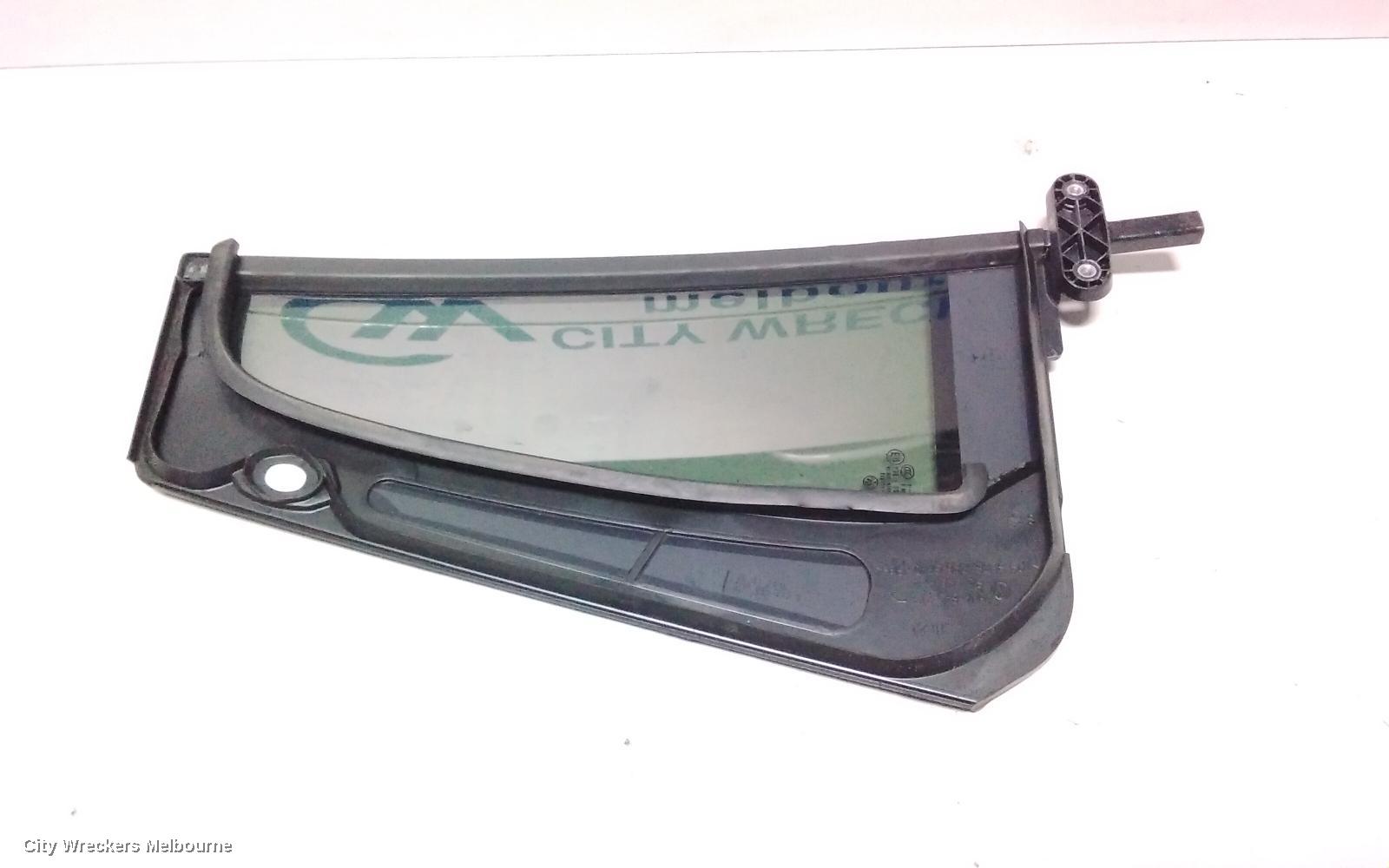 VOLKSWAGEN TIGUAN LEFT REAR 1/4 DOOR GLASS, 5NA, 06/2016 - 02/2024