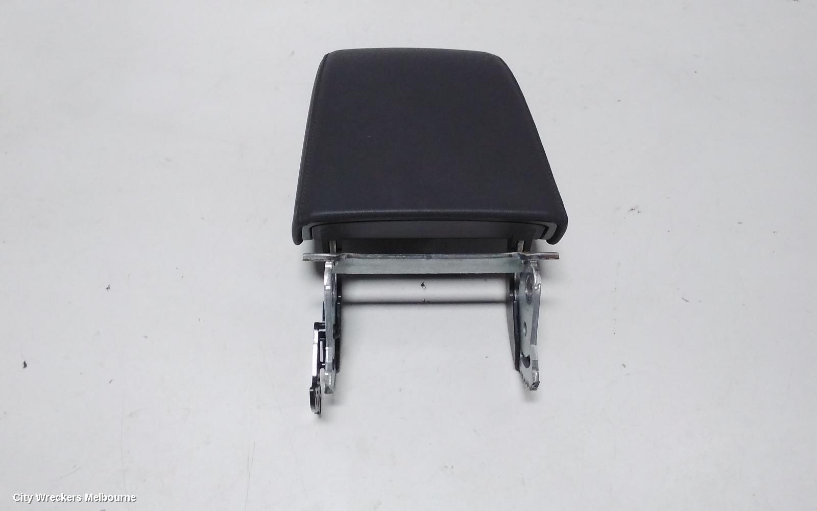 VOLKSWAGEN TIGUAN CONSOLE, 5NA, CONSOLE LID, LEATHER, 06/2016 ONWARDS