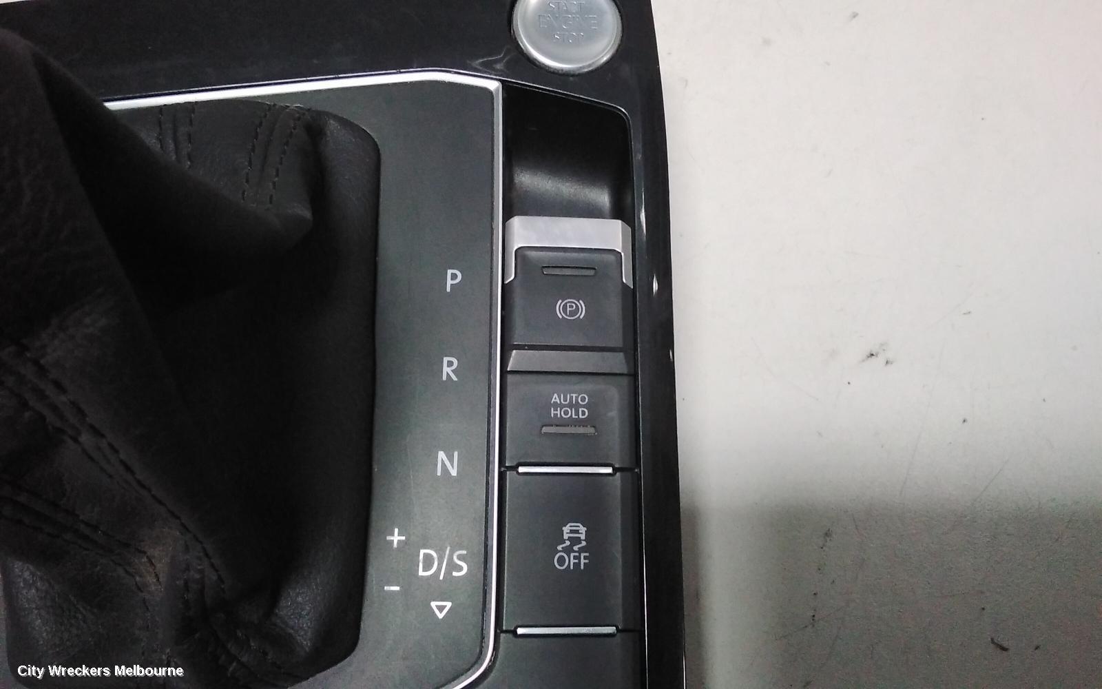 VOLKSWAGEN TIGUAN GEAR STICK/SHIFTER, 5NA, AUTO, 7 SPEED, 06/2016 ONWARDS