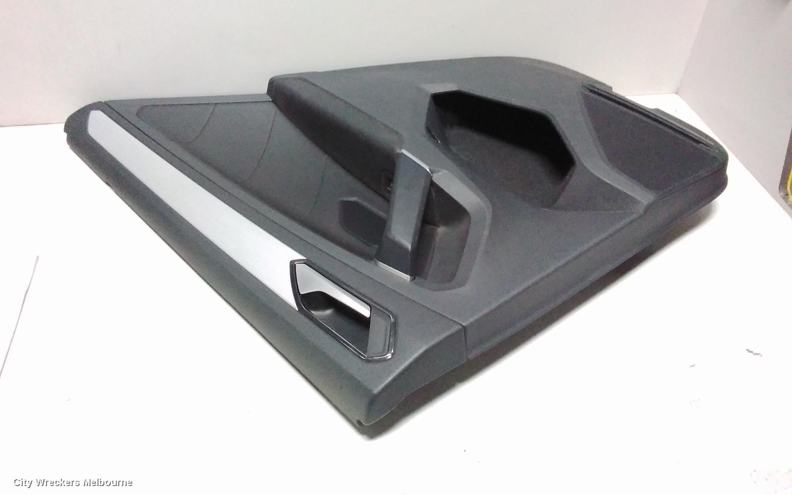 VOLKSWAGEN TIGUAN DOOR TRIM, RH REAR, 5NA, 06/2016 ONWARDS