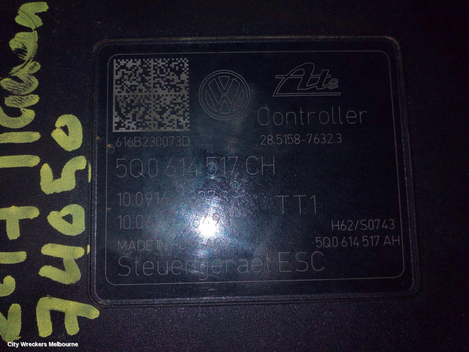 VOLKSWAGEN TIGUAN ABS PUMP/MODULATOR, P/N, 5Q0614517BK, 5NA, 06/2016 ONWARDS