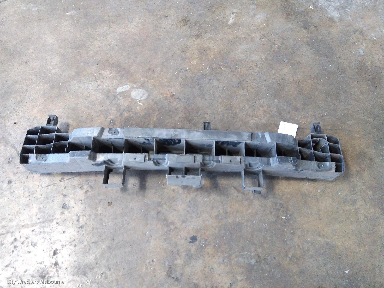 RENAULT CLIO R/BAR BRACKET/REINFO, X98, 09/2013 - 10/2019