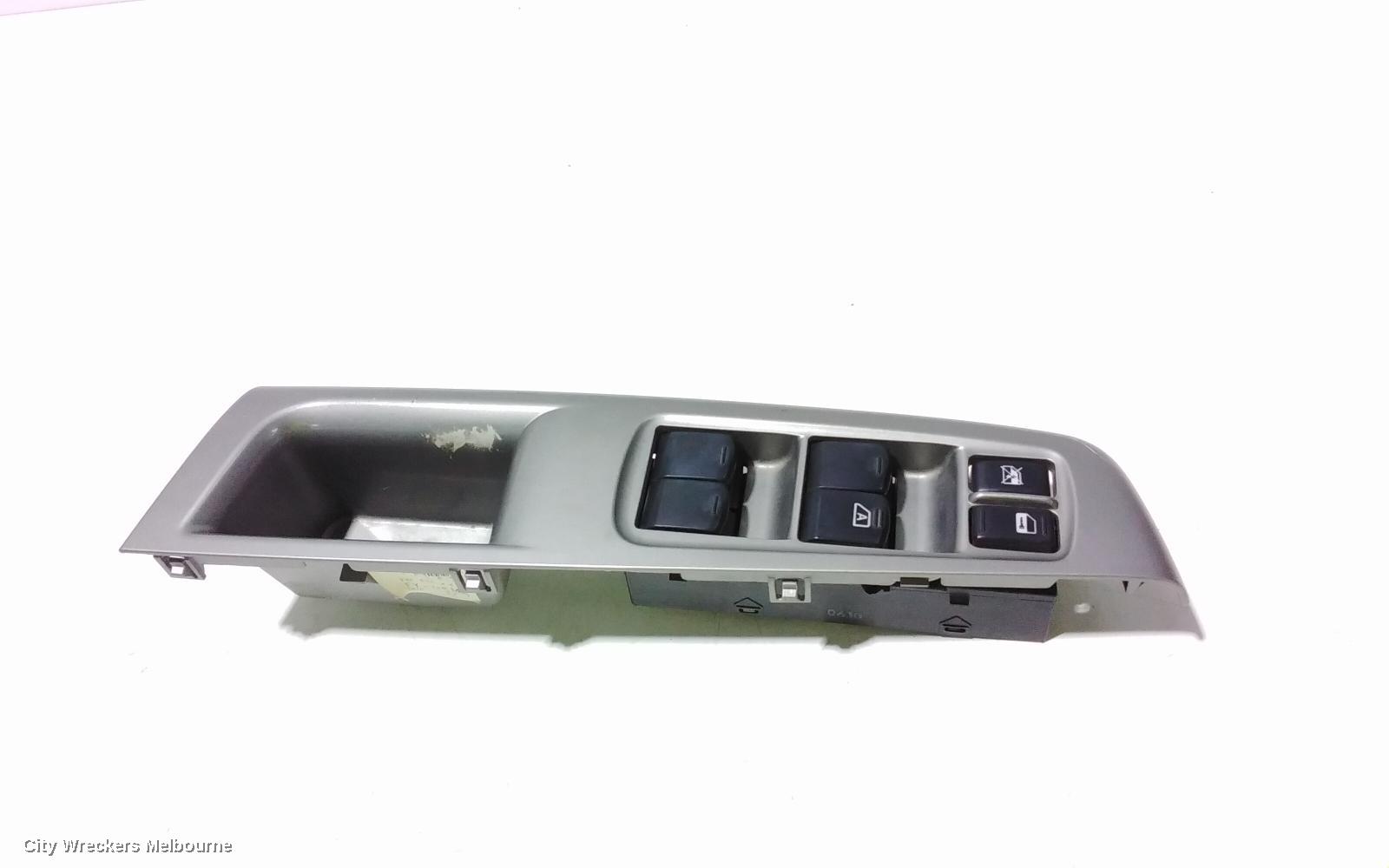 SUBARU FORESTER PWR DR WIND SWITCH, RH FRONT (MASTER SWITCH), F08, 02/2008 - 12/2011