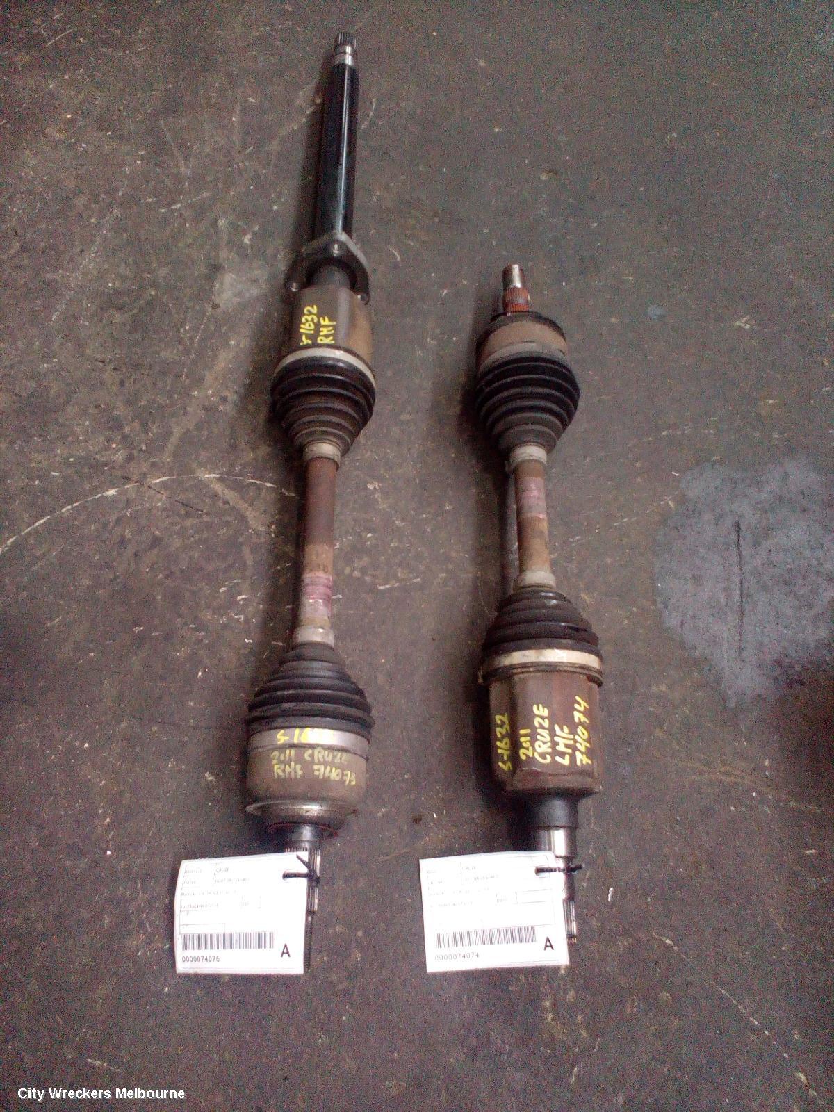 HOLDEN CRUZE LEFT DRIVESHAFT, MANUAL, 1.4, JH, 03/2011 - 01/2017