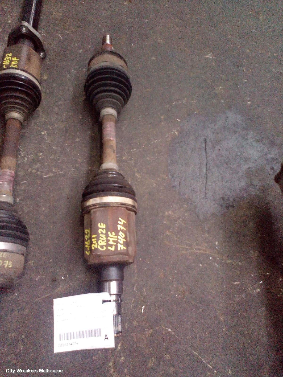 HOLDEN CRUZE LEFT DRIVESHAFT, MANUAL, 1.4, JH, 03/2011 - 01/2017