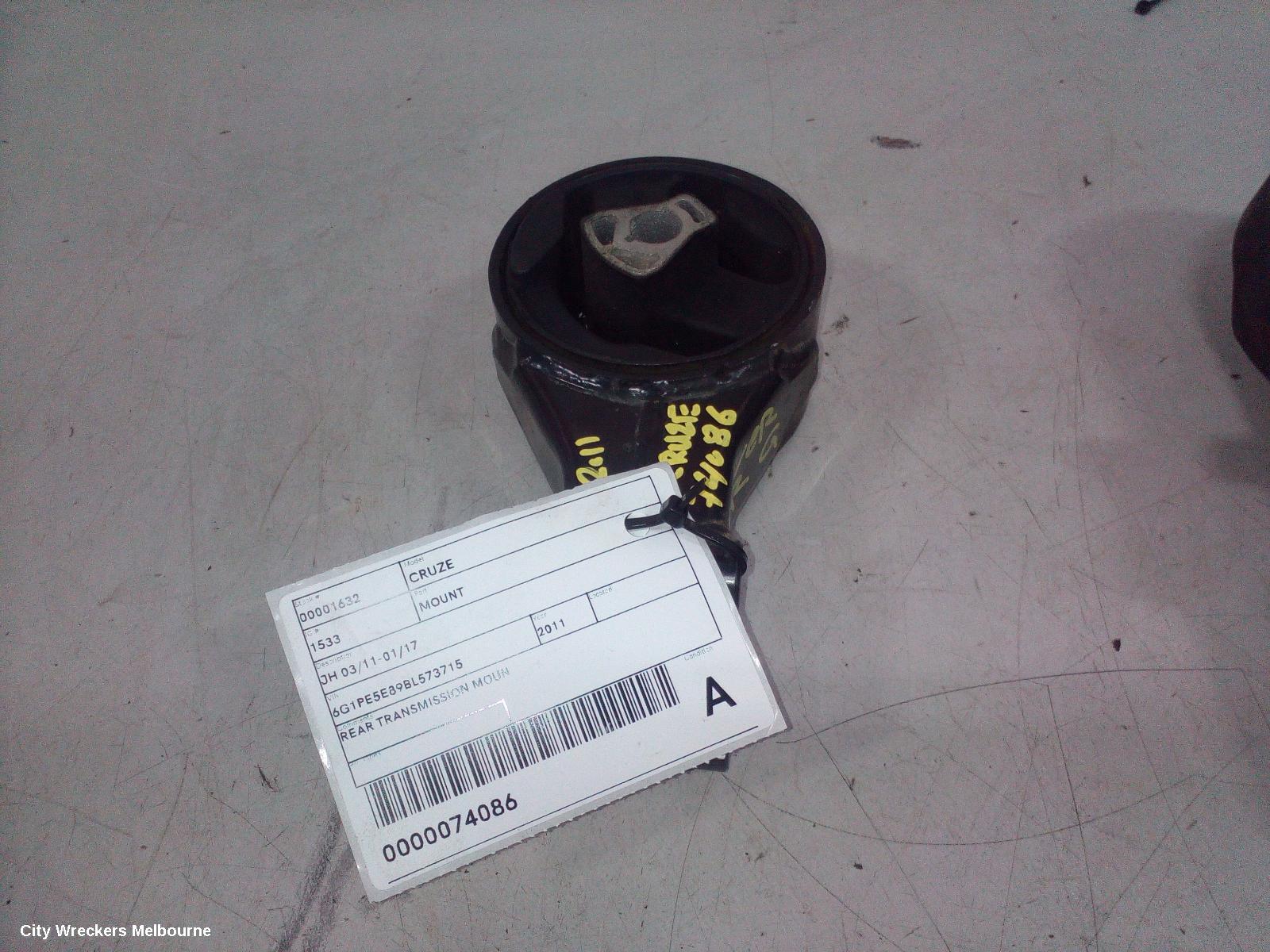 HOLDEN CRUZE MOUNT, JH 03/2011 - 01/2017