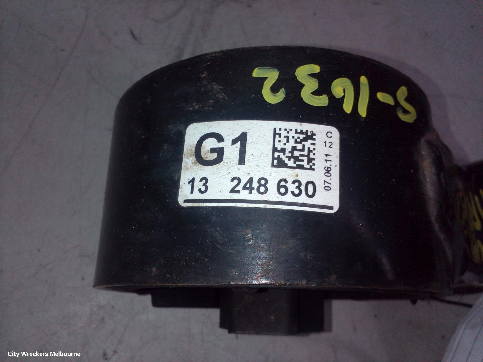 HOLDEN CRUZE MOUNT, JH 03/2011 - 01/2017