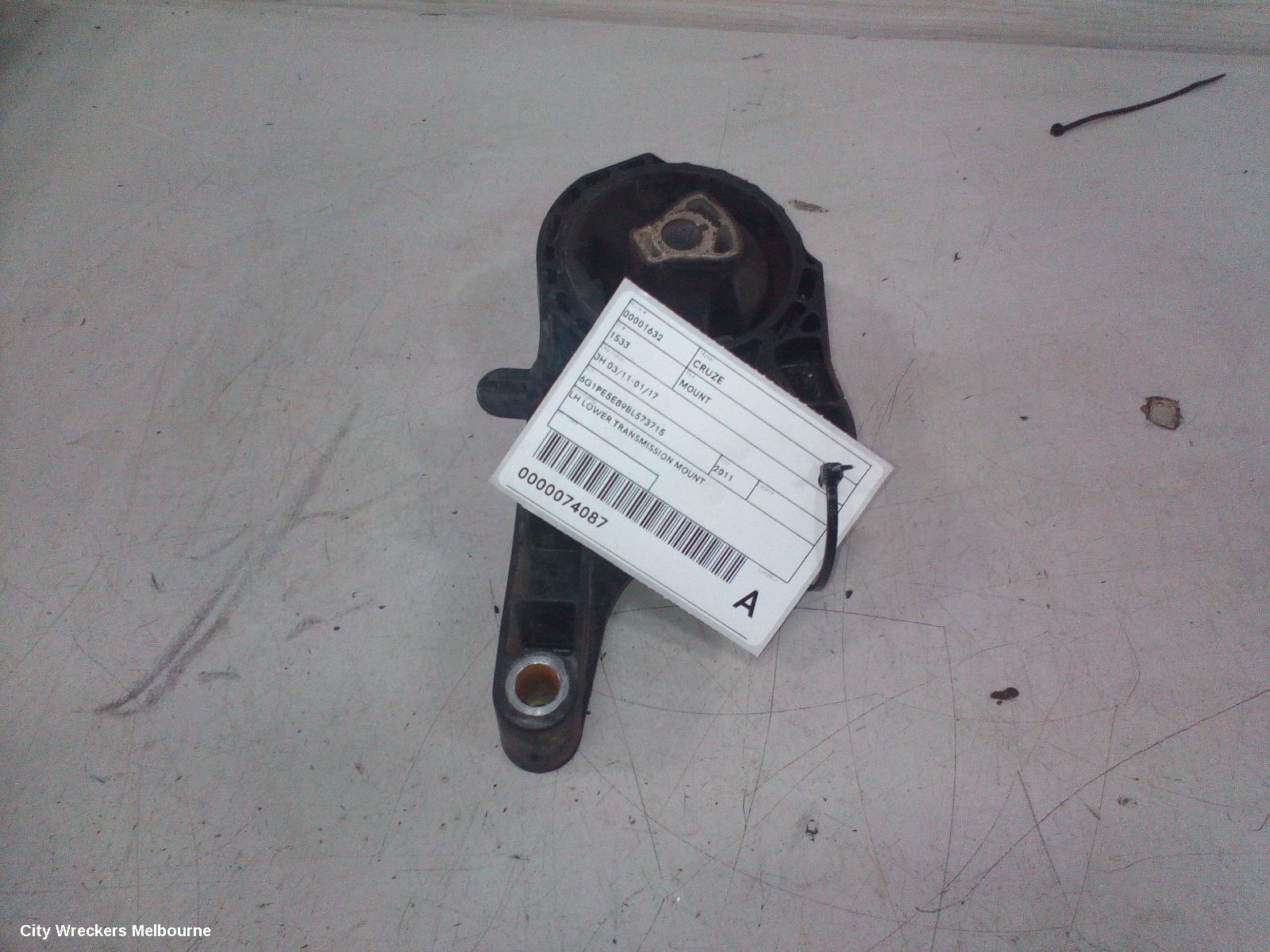 HOLDEN CRUZE MOUNT, JH 03/2011 - 01/2017