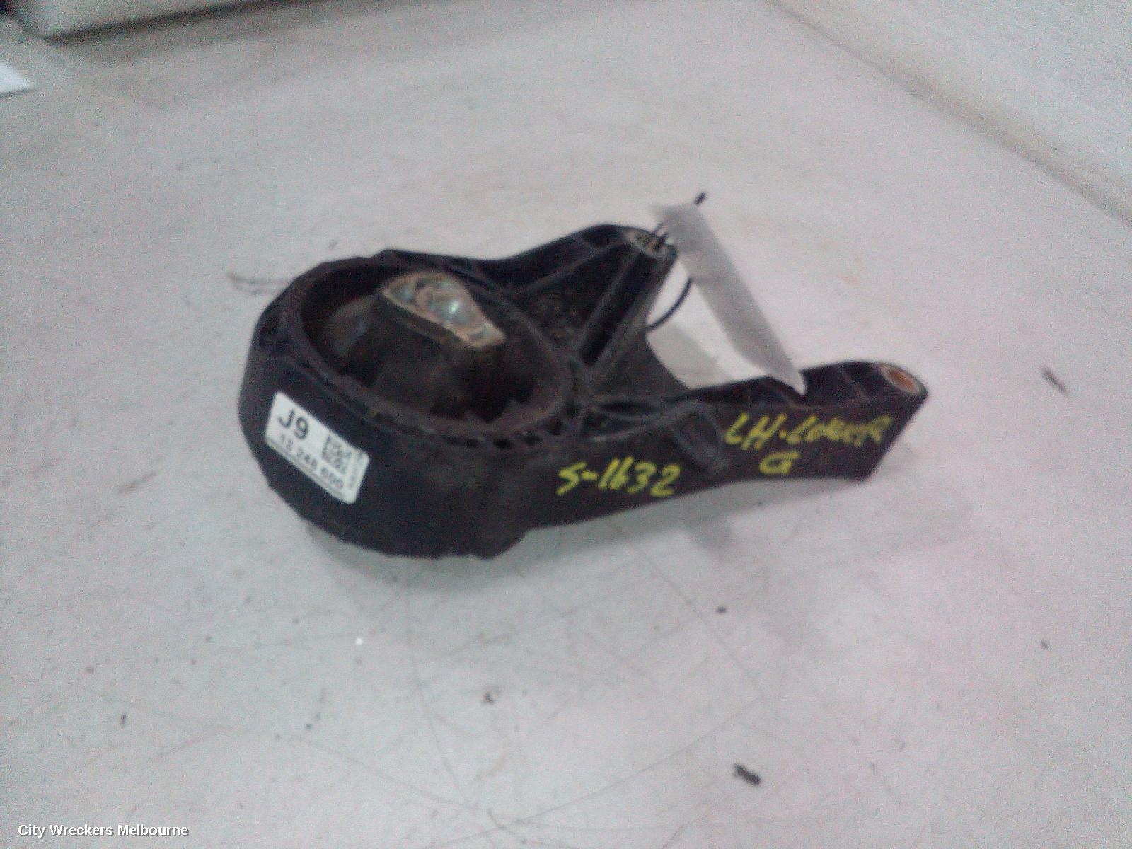HOLDEN CRUZE MOUNT, JH 03/2011 - 01/2017