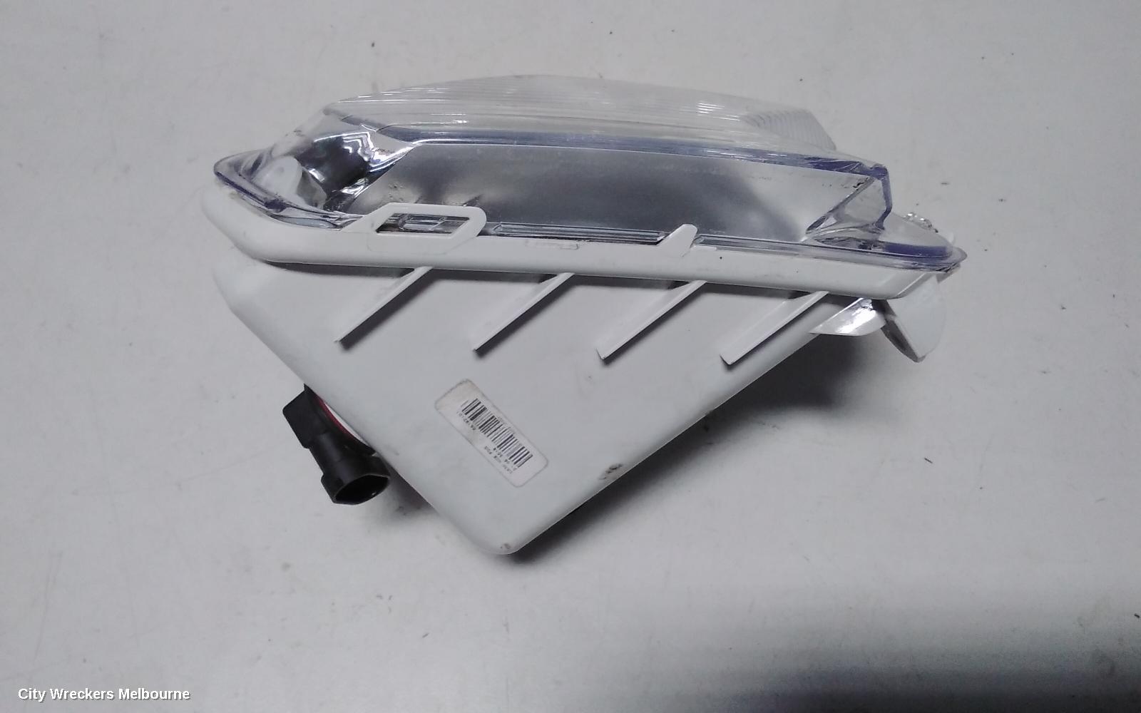 FORD ESCAPE RIGHT INDICATOR/FOG/SIDE, BUMPER FOGLAMP, ZG, 09/2016 - 05/2020