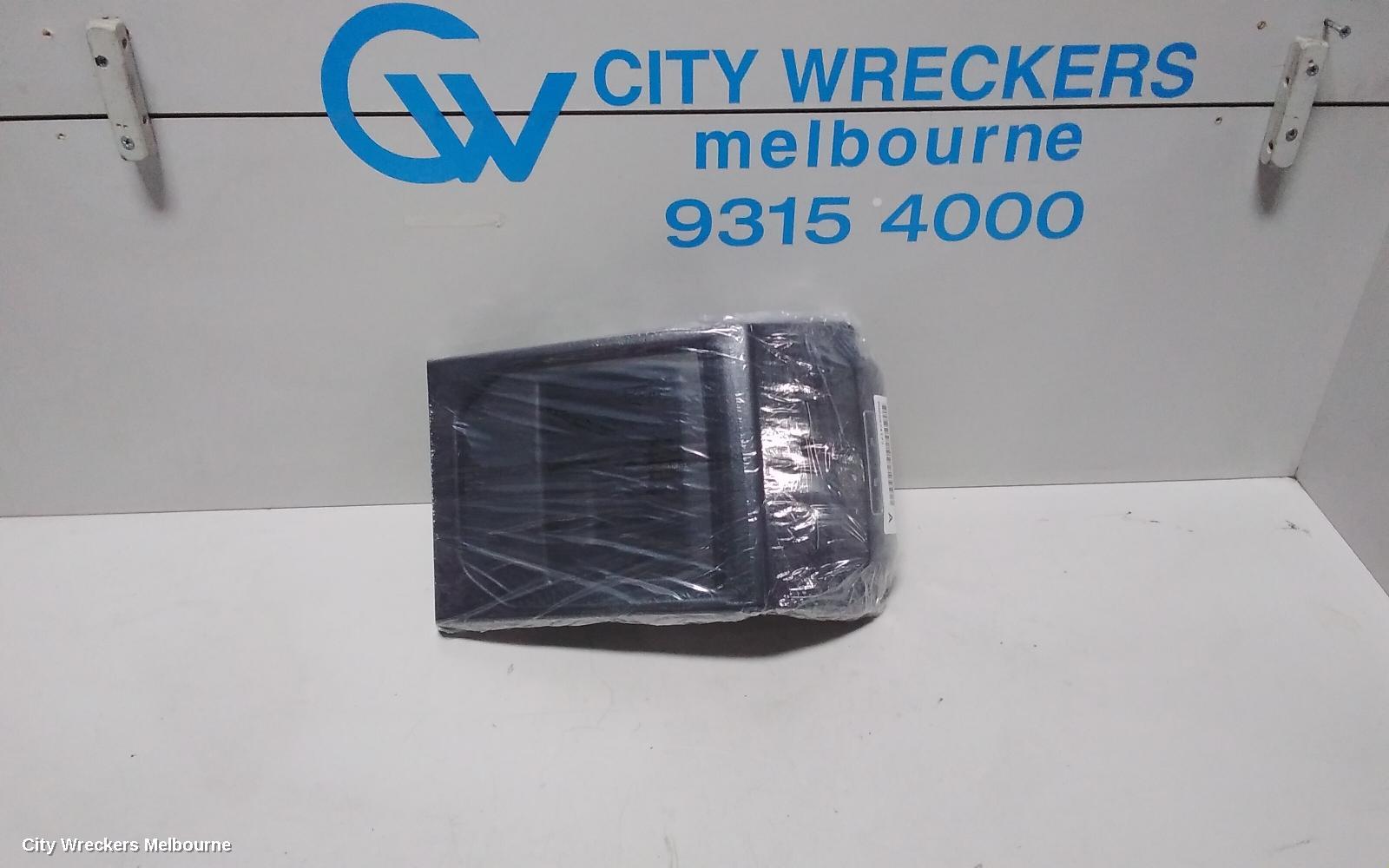 LAND ROVER RANGEROVER EVOQUE, L538, 11/2011 - 01/2019, REAR AIRVENT WITH HEATED SEAT CONTROL: 74177
