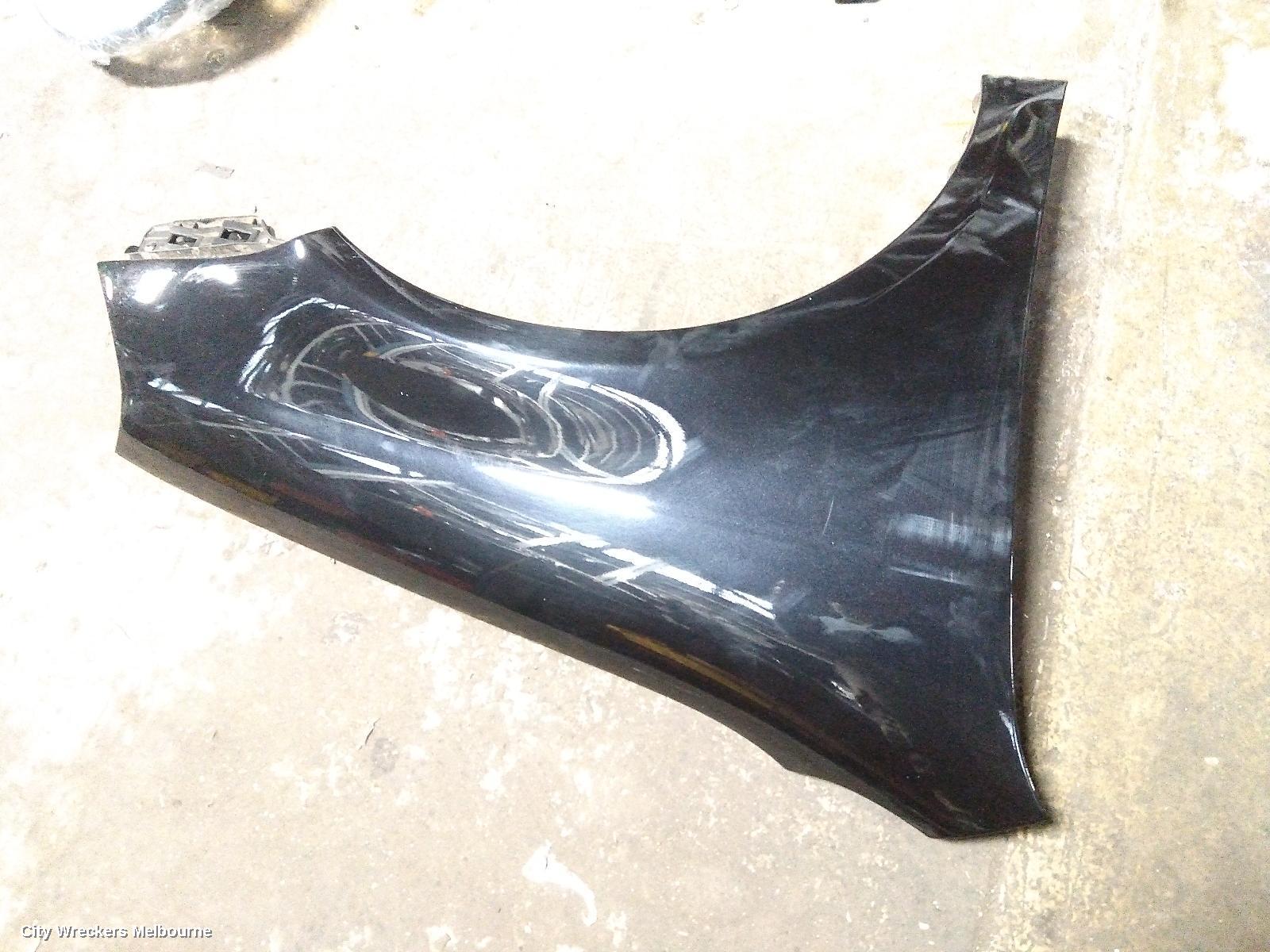 VOLKSWAGEN JETTA RIGHT GUARD, 1KM, 02/2006 - 07/2011
