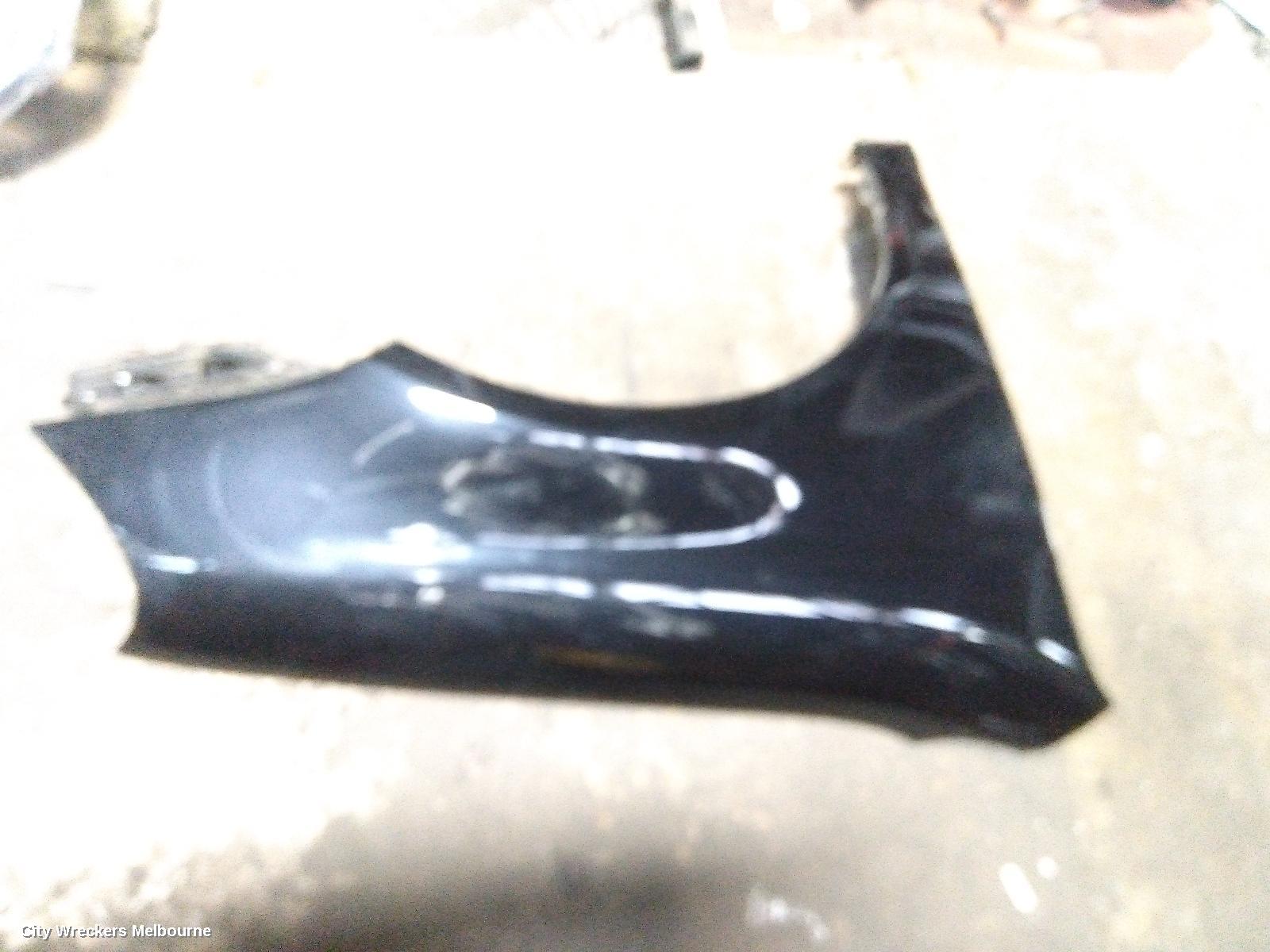 VOLKSWAGEN JETTA RIGHT GUARD, 1KM, 02/2006 - 07/2011