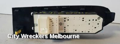TOYOTA COROLLA PWR DR WIND SWITCH, RH FRONT (MASTER SWITCH), ZRE182R, HATCH, STANDARD, 10/2012 - 03/2015