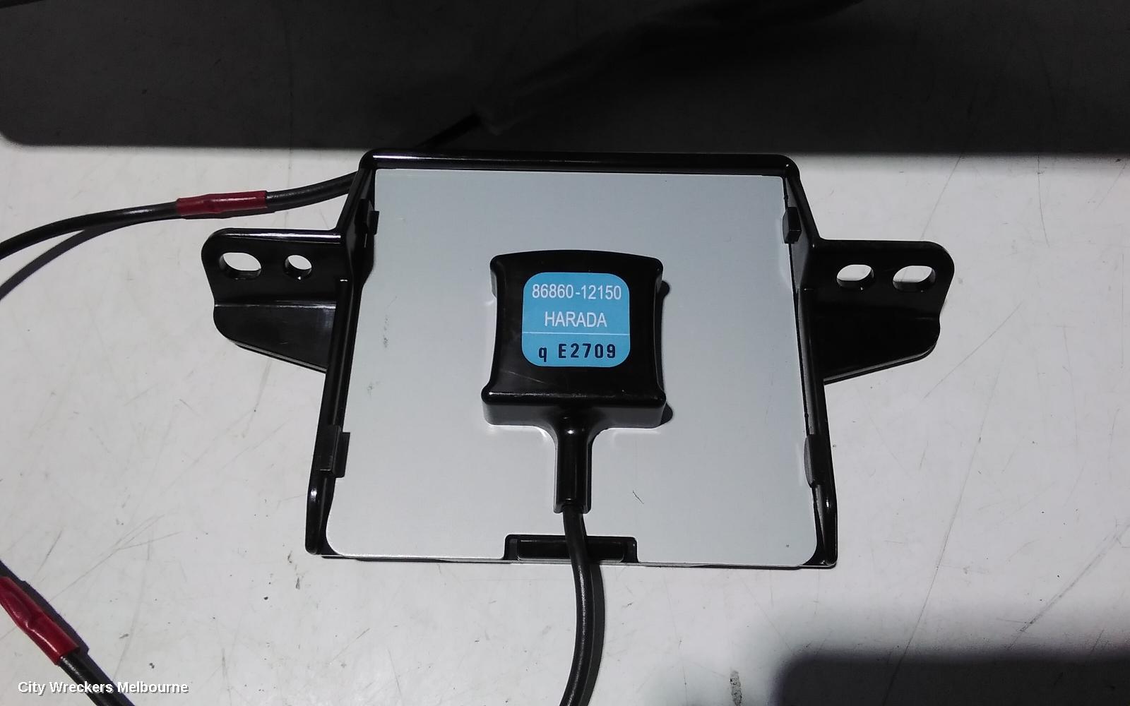 TOYOTA COROLLA RADIO/CD/DVD/SAT/TV, 7IN TOUCHSCREEN (P/N ON FACE 100522), ZRE182R, HATCH, 03/2015 - 06/2018