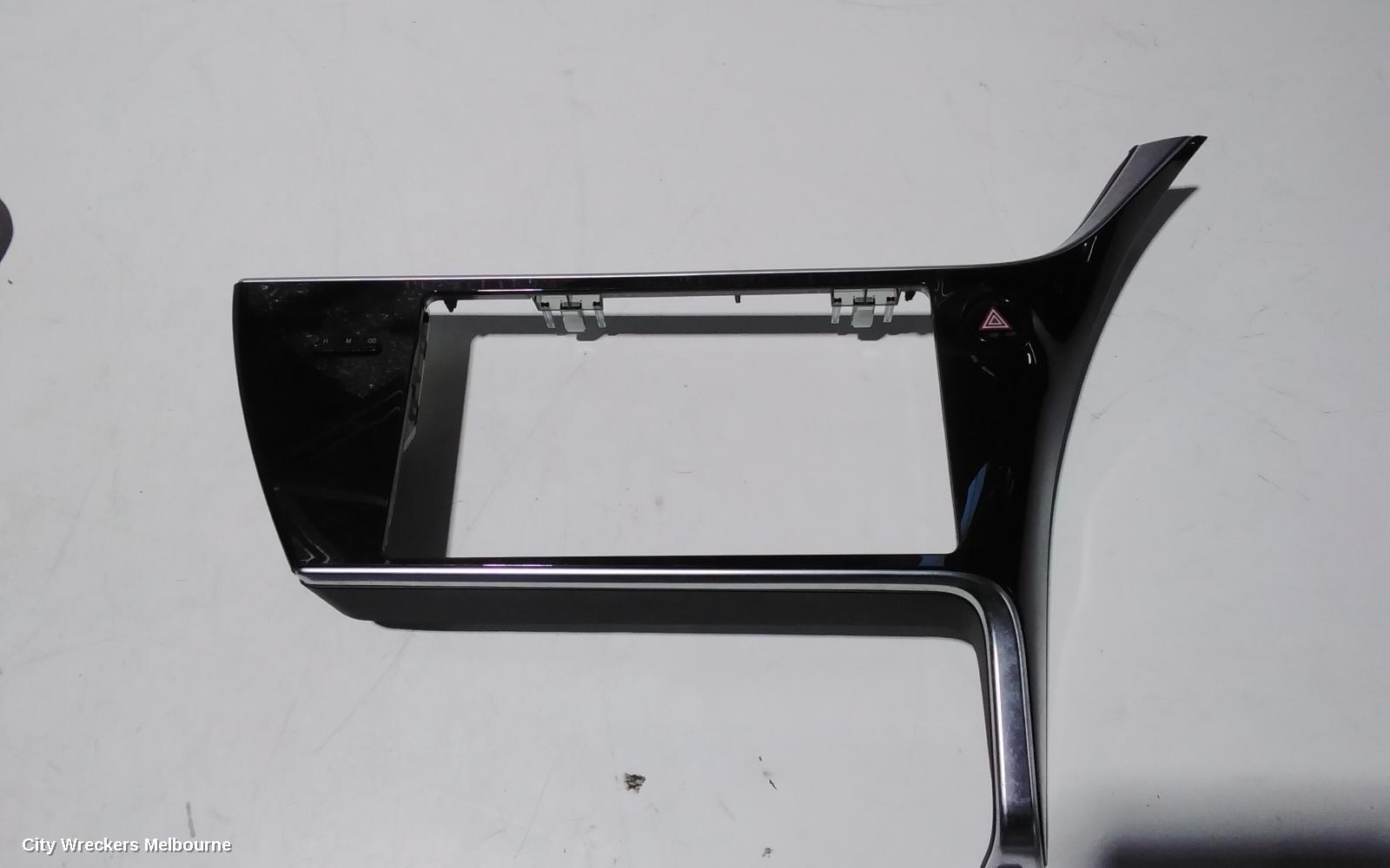 TOYOTA COROLLA RADIO/CD/DVD/SAT/TV, 7IN TOUCHSCREEN (P/N ON FACE 100522), ZRE182R, HATCH, 03/2015 - 06/2018