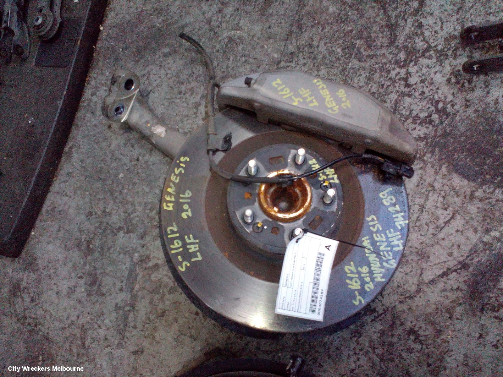 HYUNDAI GENESIS LEFT FRONT HUB ASSEMBLY, DH, 11/2014 - 01/2018