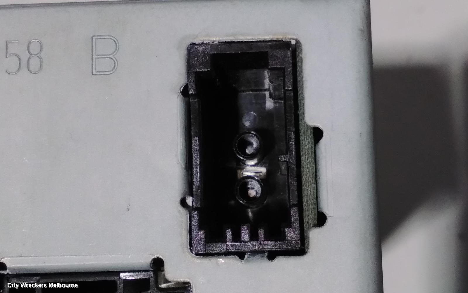 AUDI A6 RADIO/CD/DVD/SAT/TV, DVD NAVI DRIVE UNIT, 4F, 11/2004 - 07/2011