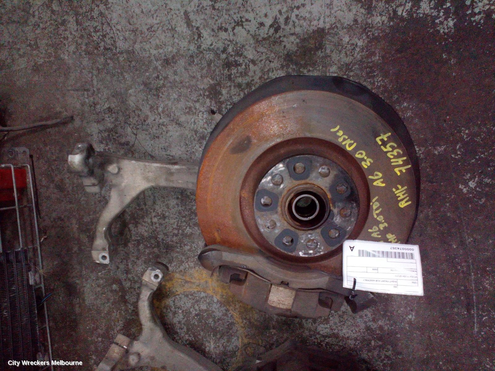 AUDI A6 RIGHT FRONT HUB ASSEMBLY, 4F/C6, AWD, 11/2004 - 07/2011