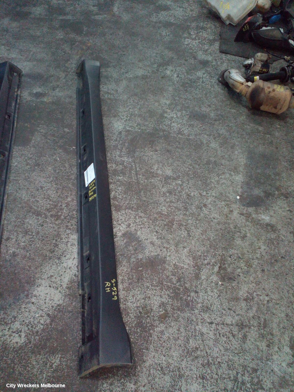 SUBARU FORESTER SIDE STEP/SKIRT, RH SIDE, 02/2008 - 12/2012