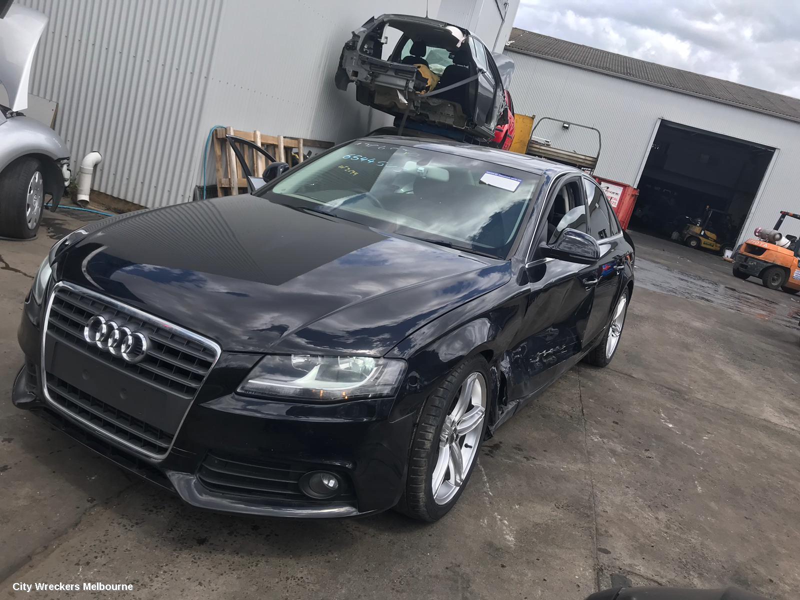 AUDI A4 LEFT HEADLAMP, B8 8K, HALOGEN TYPE, 02/2008 - 06/2012