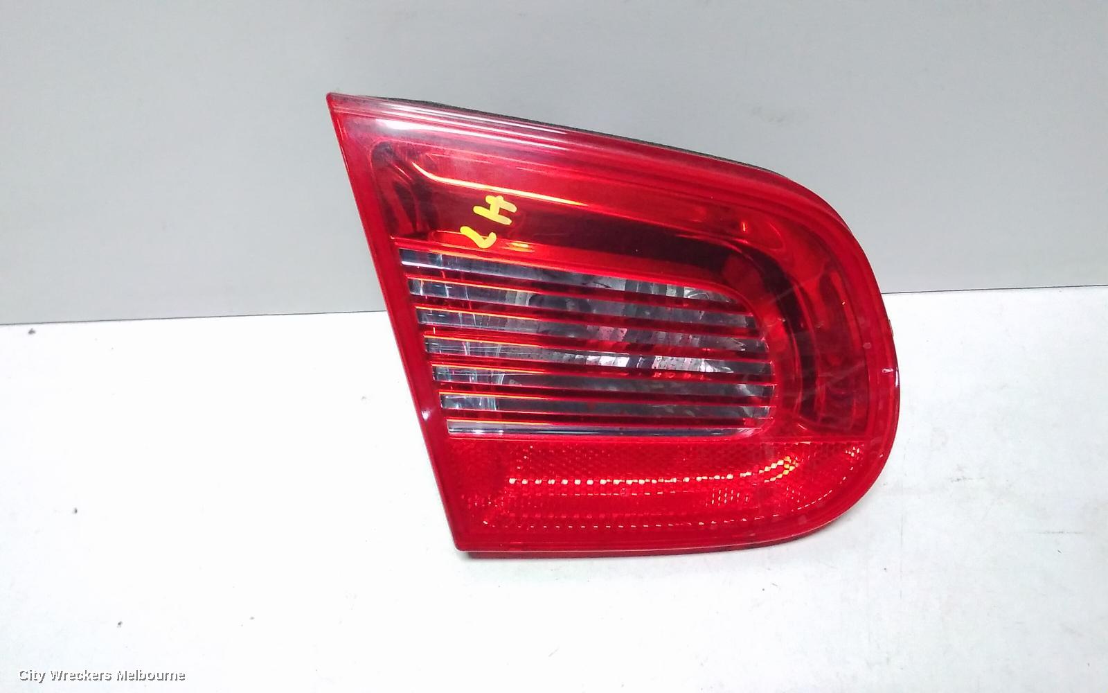 VOLKSWAGEN EOS REAR GARNISH, BOOTLID LAMP (LH SIDE), 1F, 02/2007 - 04/2011