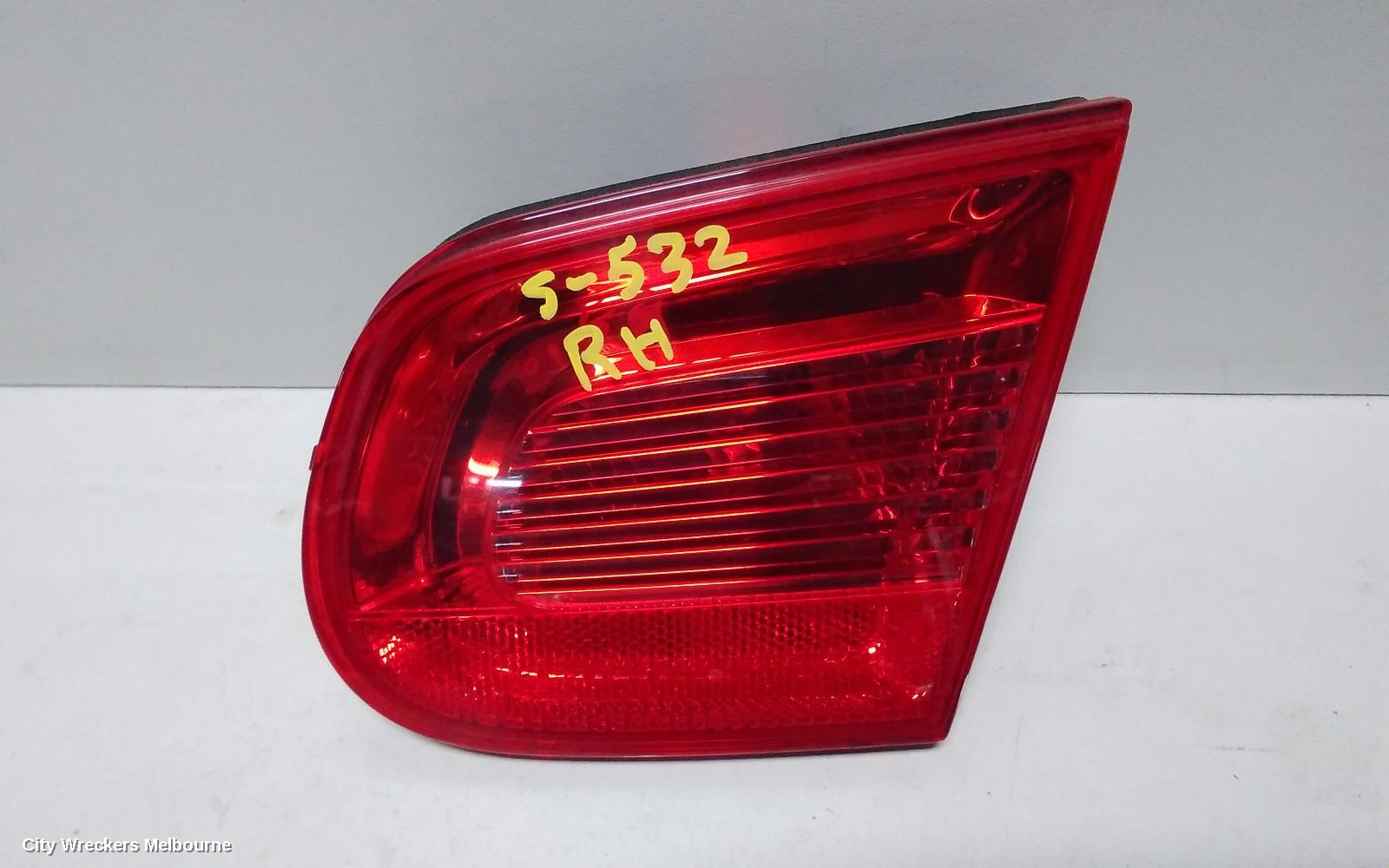 VOLKSWAGEN EOS REAR GARNISH, BOOTLID LAMP (RH SIDE), 1F, 02/2007 - 04/2011