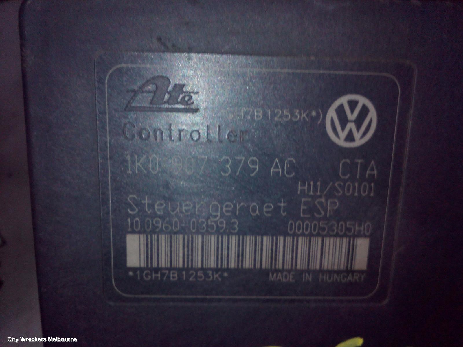 VOLKSWAGEN EOS ABS PUMP/MODULATOR, 1F, ON MOTOR P/N 1K0614517AF, ON MODULE P/N 1K0907379AC, 02/2007 - 04/2011