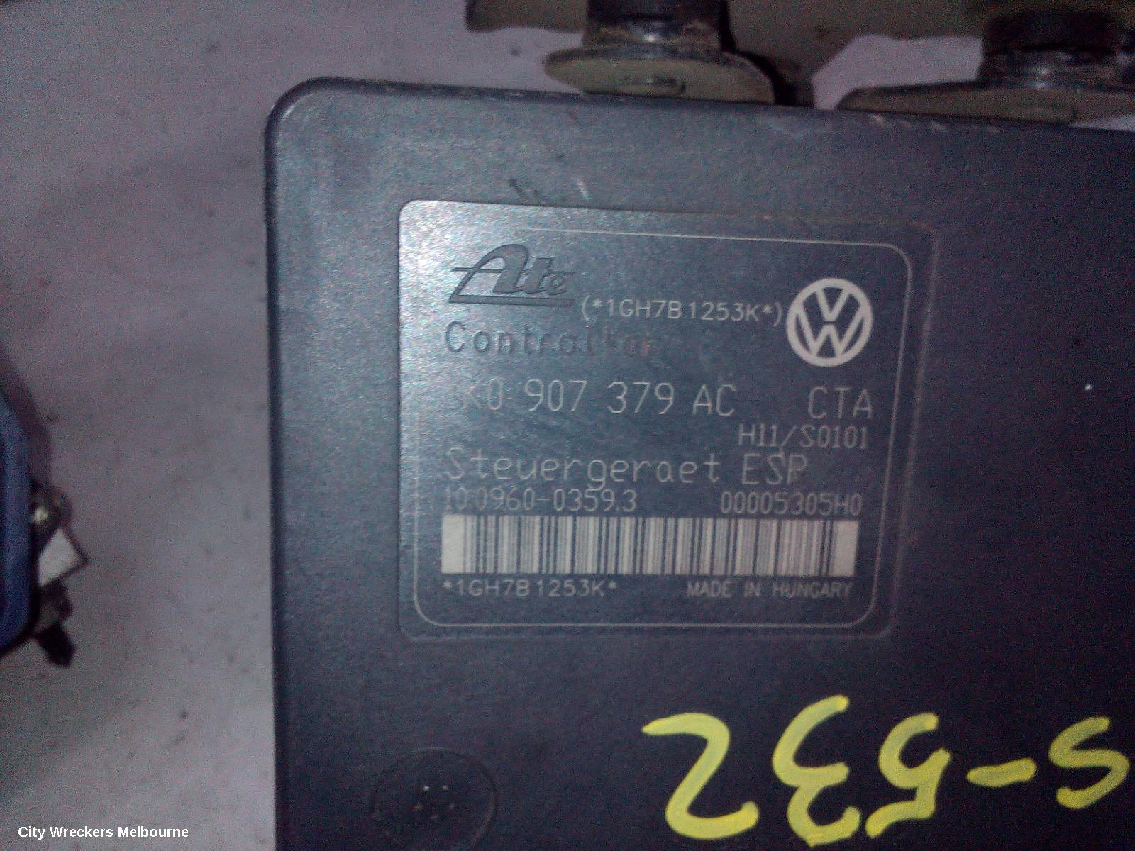 VOLKSWAGEN EOS ABS PUMP/MODULATOR, 1F, ON MOTOR P/N 1K0614517AF, ON MODULE P/N 1K0907379AC, 02/2007 - 04/2011