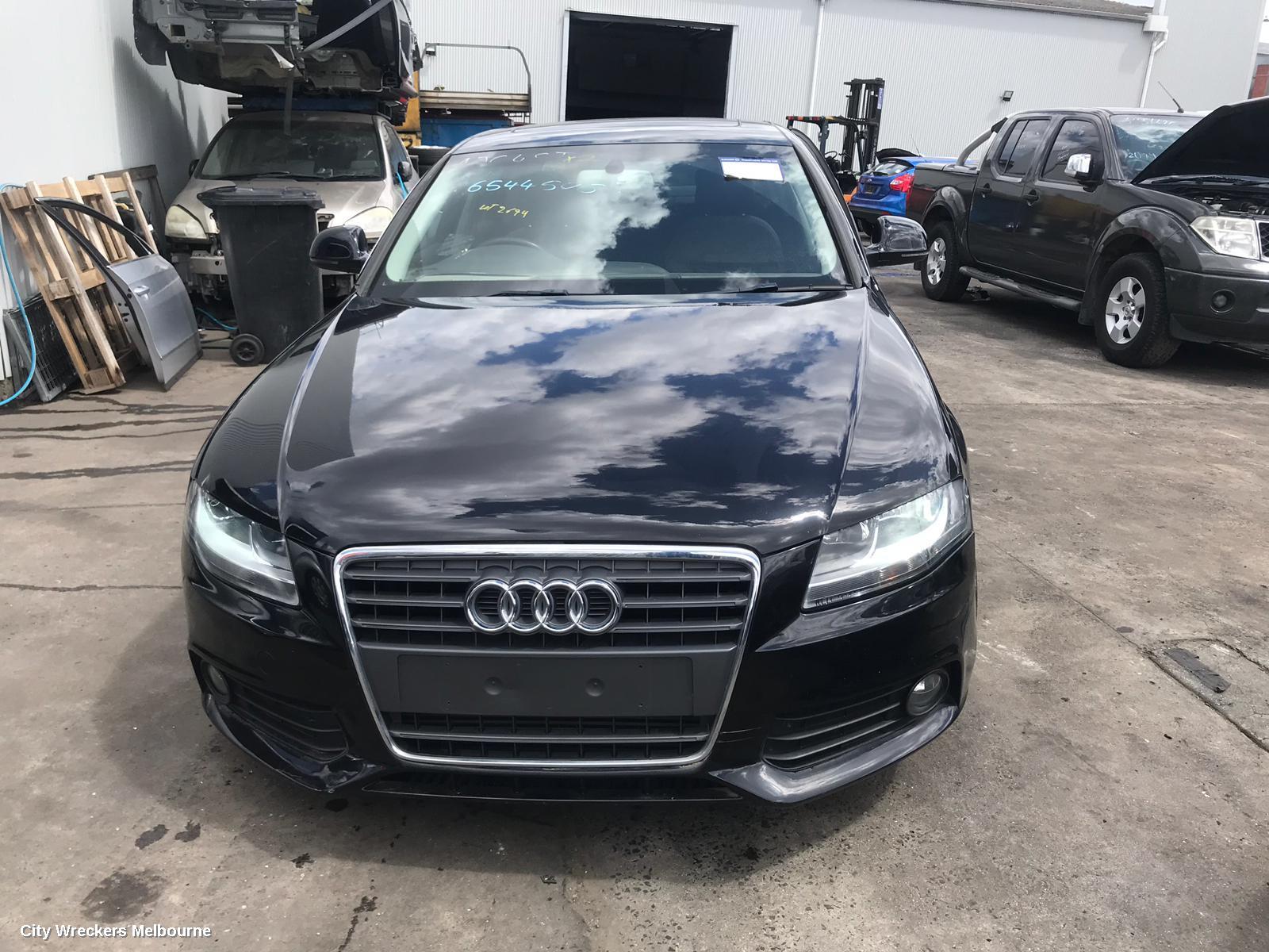 AUDI A4 LEFT HEADLAMP, B8 8K, HALOGEN TYPE, 02/2008 - 06/2012