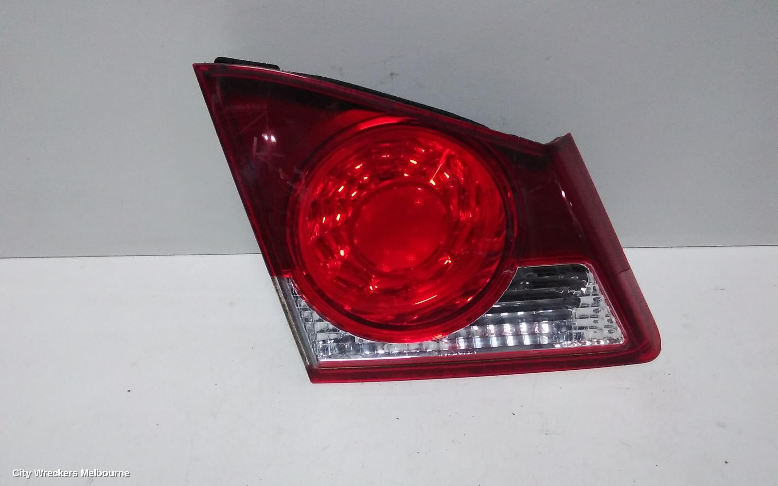 HONDA CIVIC REAR GARNISH, BOOTLID LAMP (LH SIDE), 8TH GEN, 02/2006 - 12/2008