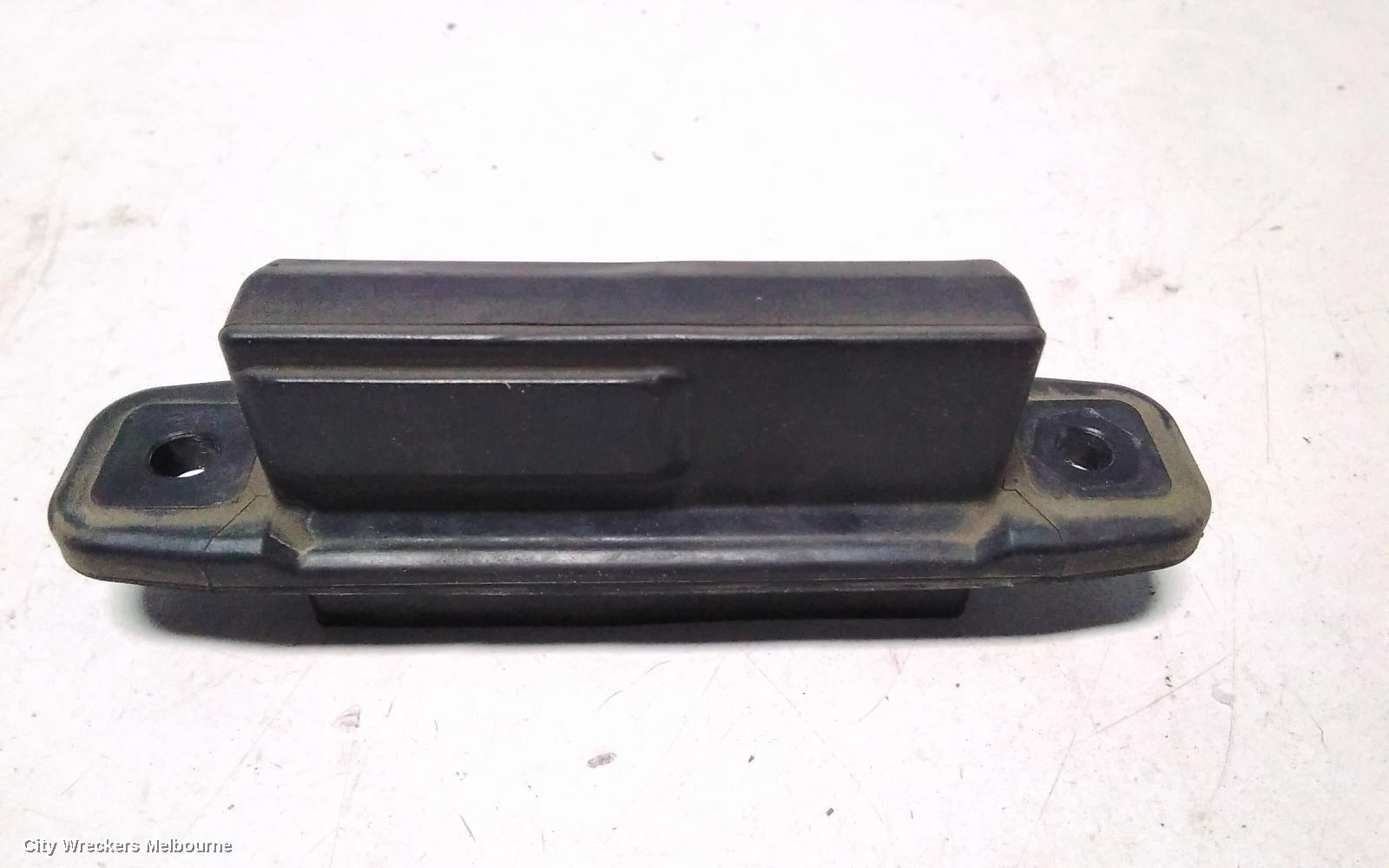 TOYOTA TARAGO REAR GARNISH, TAILGATE GARNISH (CENTRE), ACR50R/GSR50R, 12/2008 - 06/2020