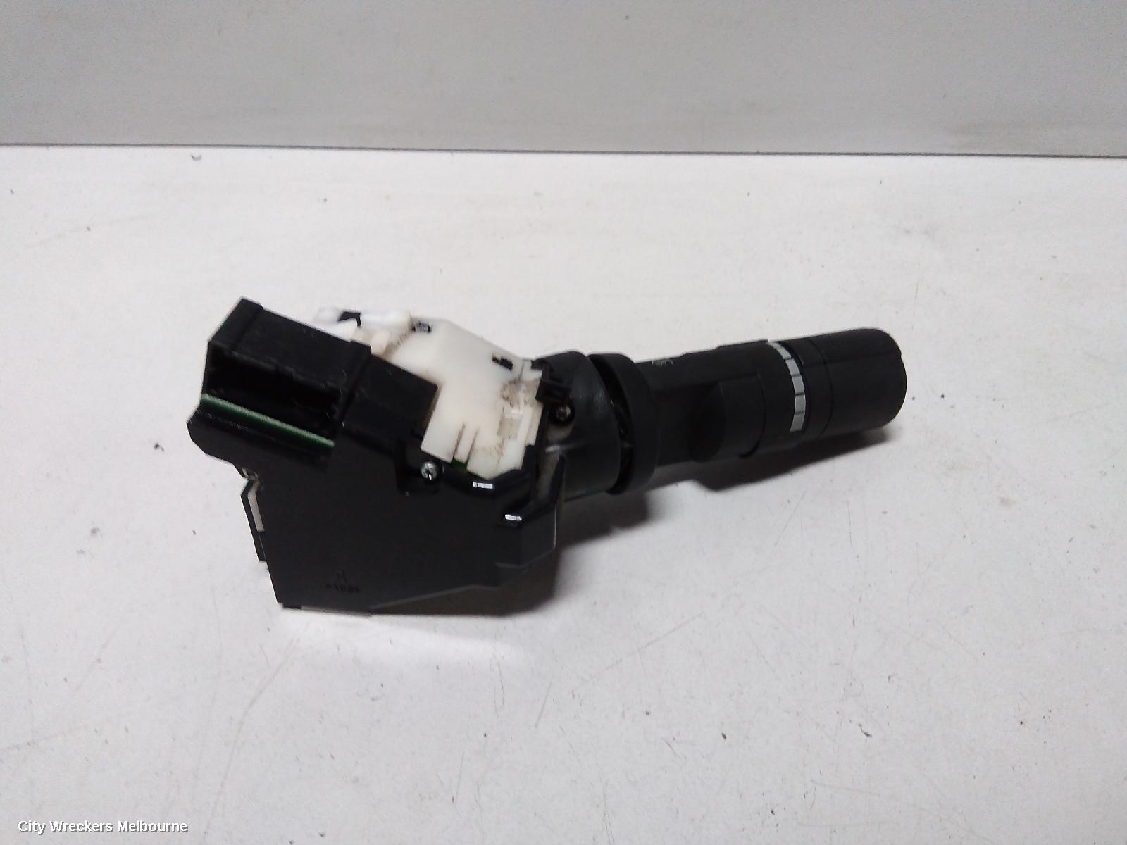 NISSAN NAVARA COMBINATION SWITCH, D40, WIPER SWITCH, 09/2005 - 08/2015