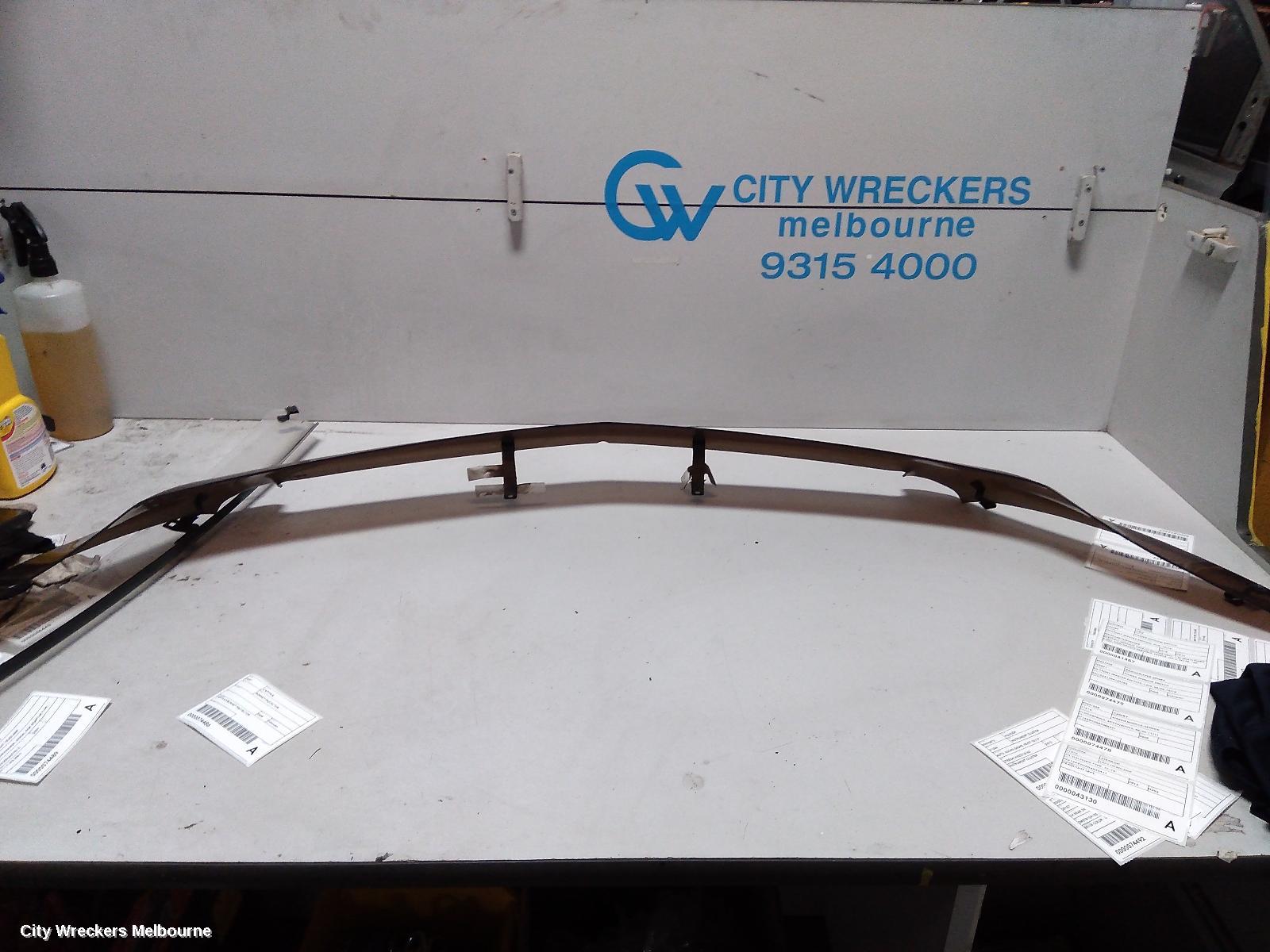 HOLDEN CAPTIVA BONNET PROTECTOR