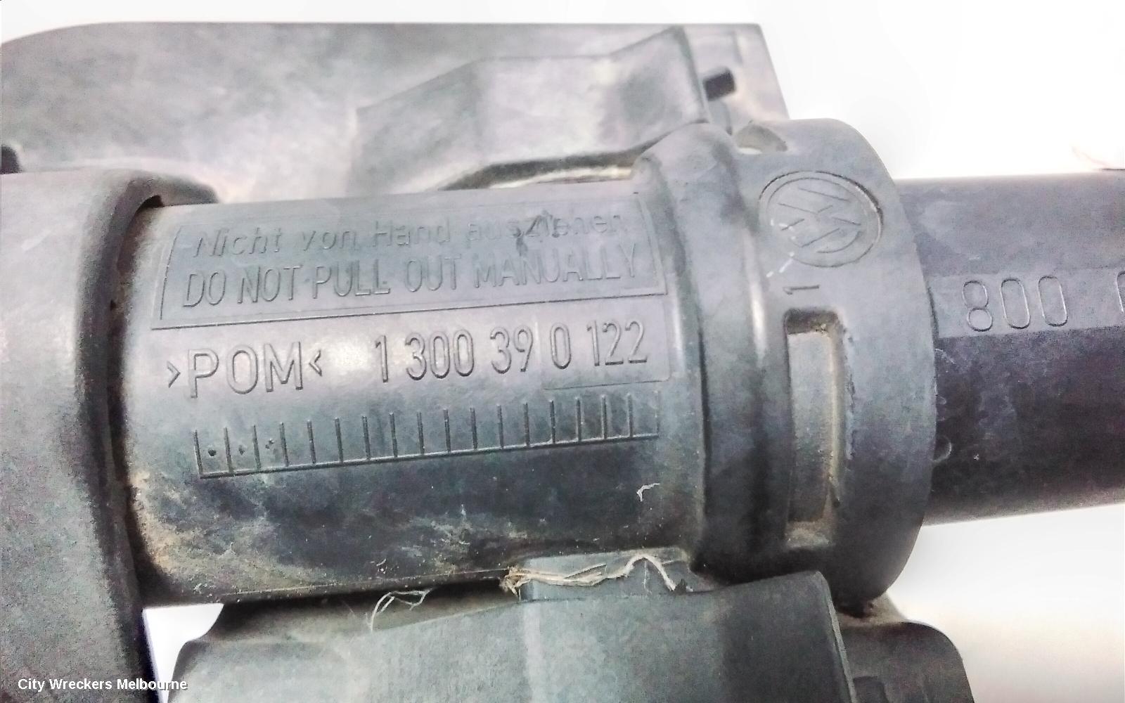 VOLKSWAGEN TIGUAN WASHER JET, 5N 05/2008 - 09/2011