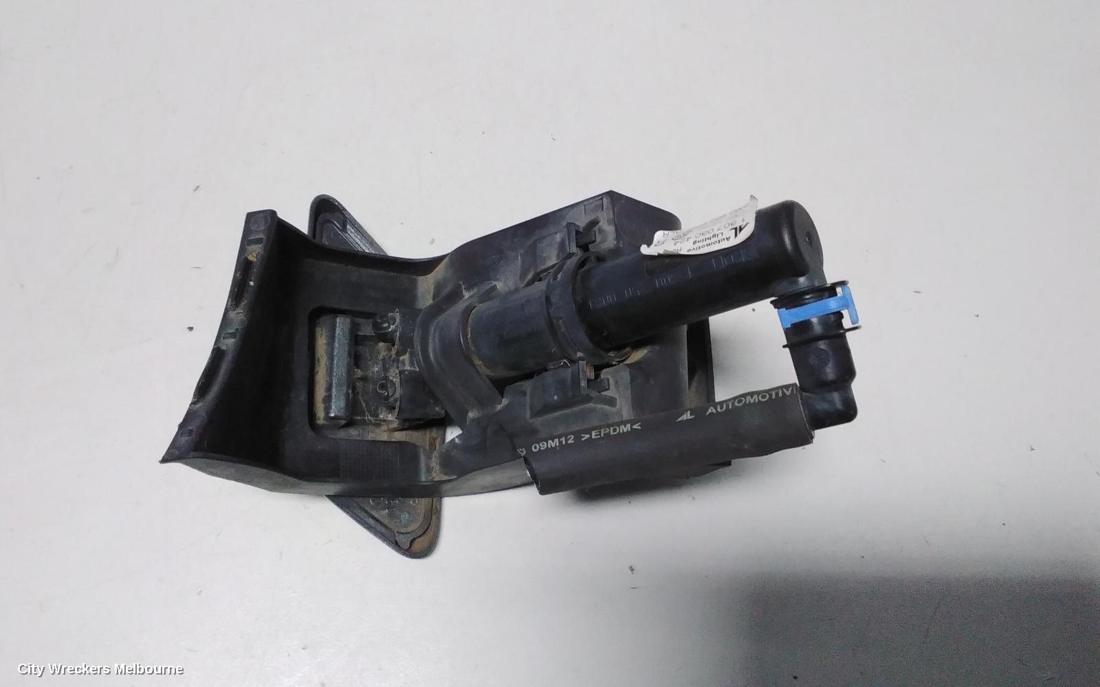 VOLKSWAGEN TIGUAN WASHER JET, 5N 05/2008 - 09/2011