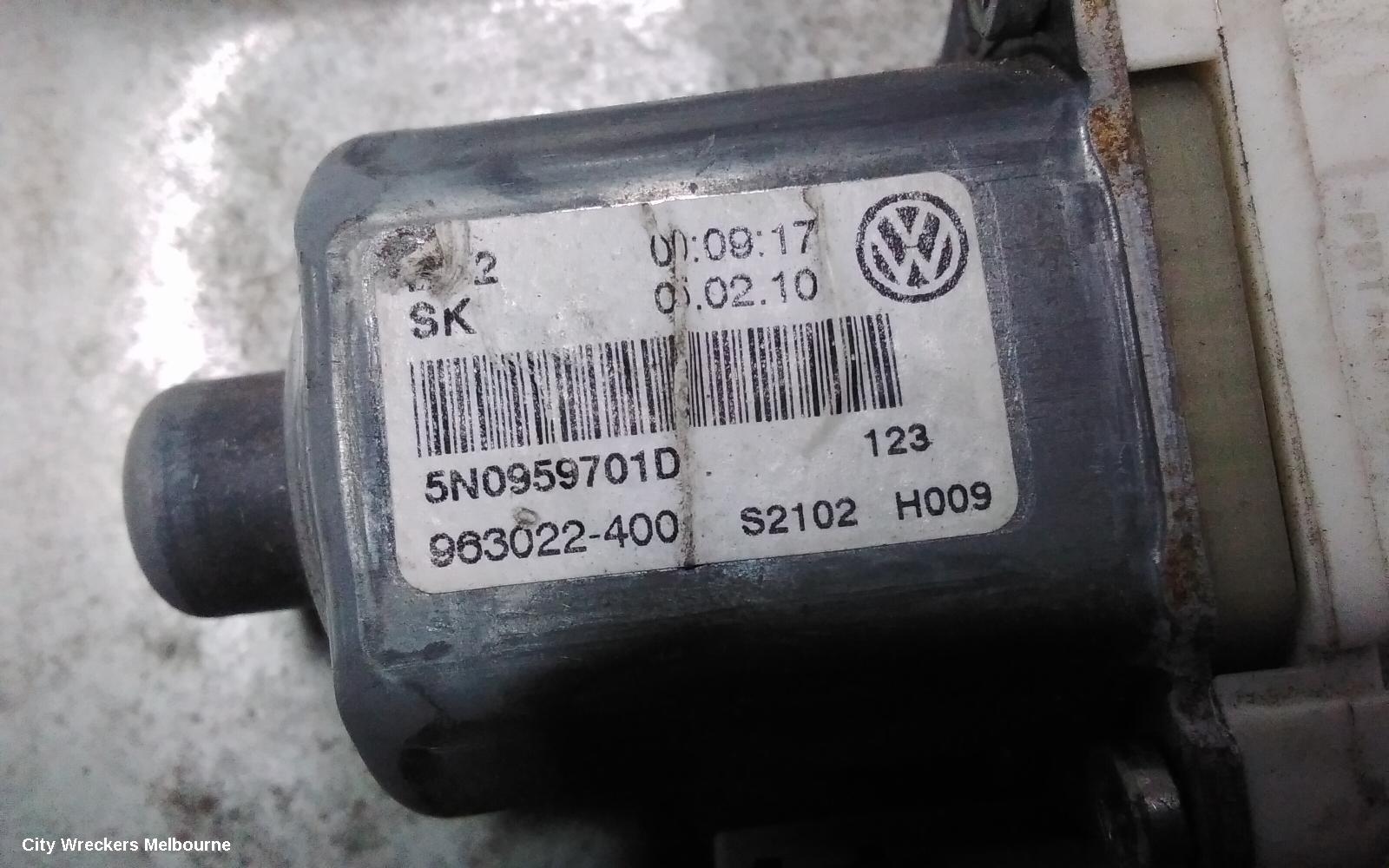 VOLKSWAGEN TIGUAN LEFT FRONT WINDOW REG/MOTOR, 5N, POWER, 05/2008 - 08/2016