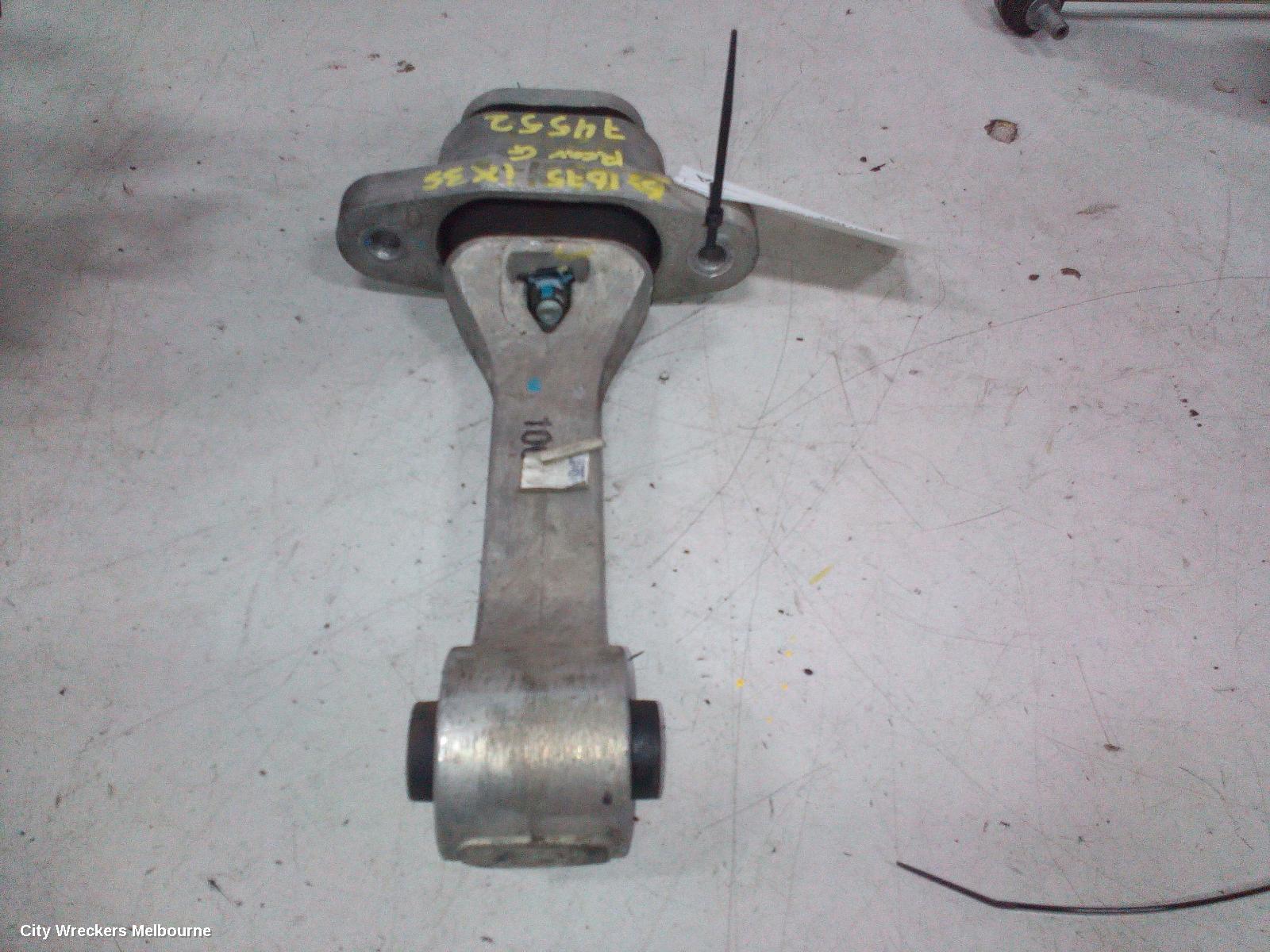 HYUNDAI IX35 MOUNT, LM SERIES 11/2009 - 01/2016
