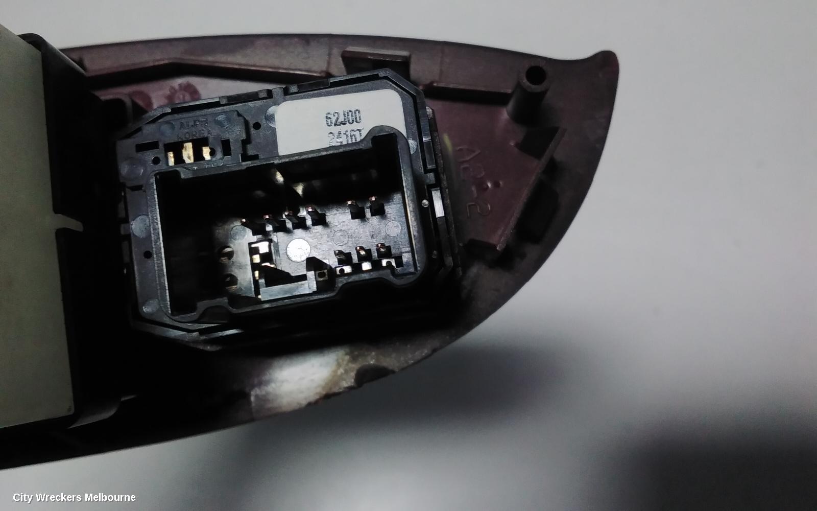 SUZUKI VITARA PWR DR WIND SWITCH, RH FRONT (MASTER SWITCH), 5DR, GRAND VITARA, JB-JT, 04/2005 - 12/2018