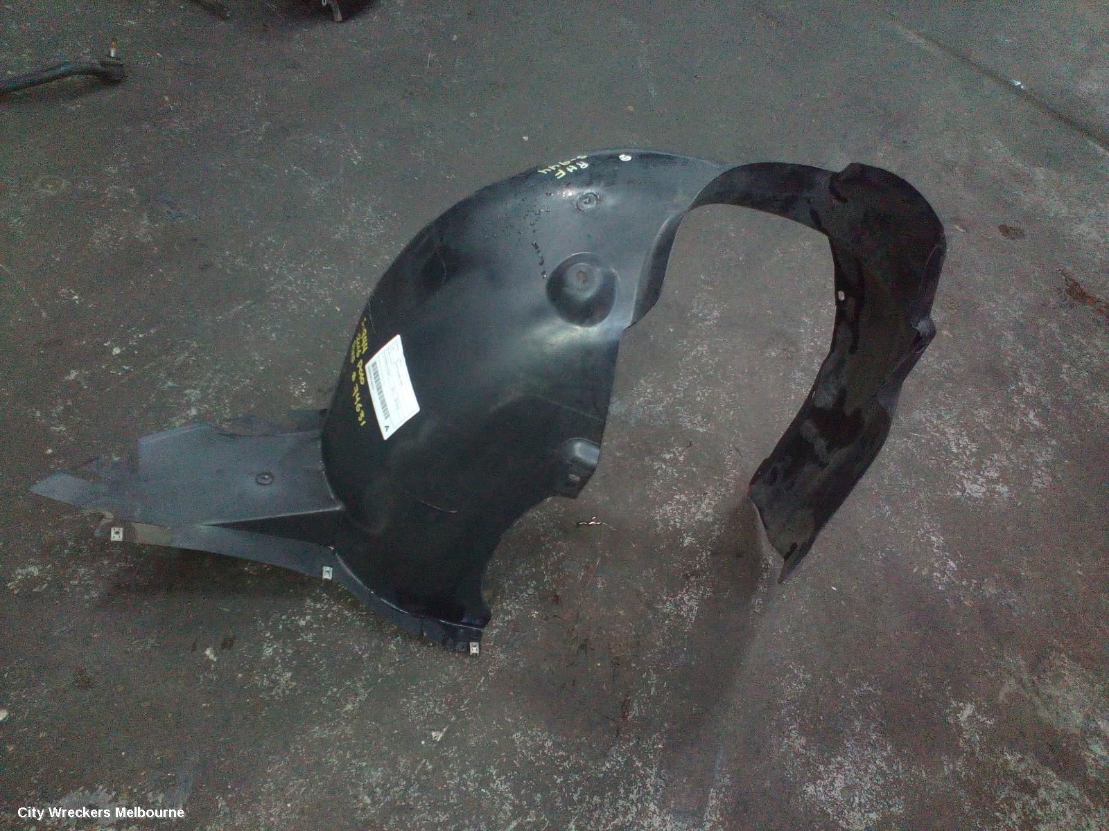 VOLKSWAGEN POLO RIGHT GUARD LINER, 6R, 05/2010 - 09/2017