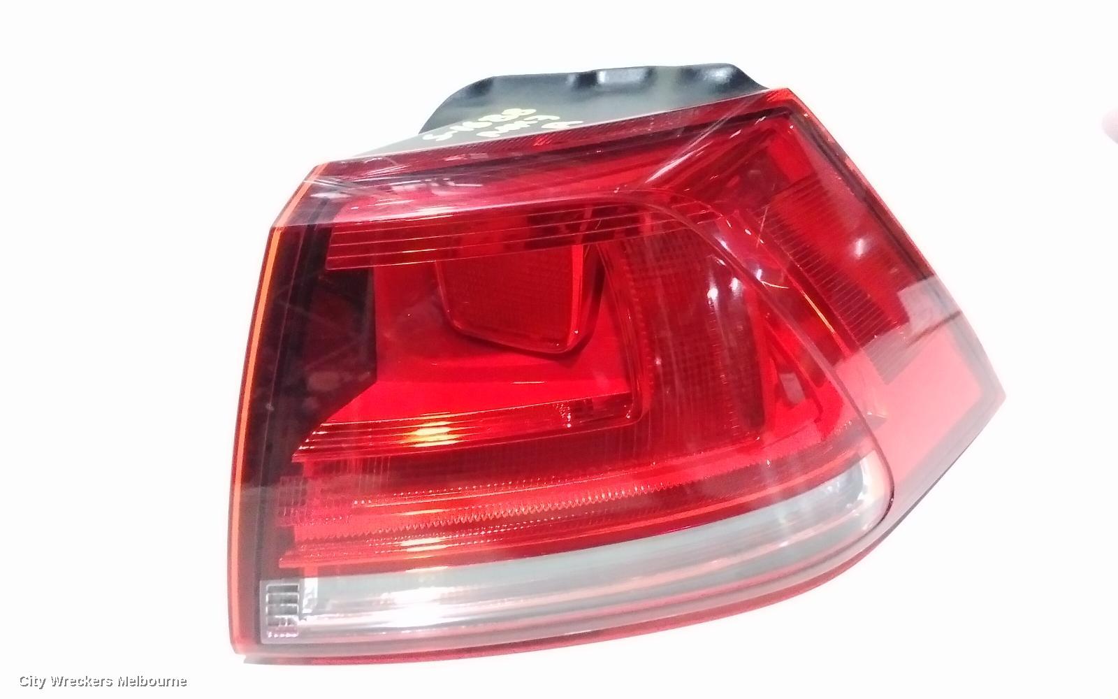 VOLKSWAGEN GOLF RIGHT TAILLIGHT, GEN 7, HATCH, STANDARD, NON LED TYPE, 03/2013 - 03/2017