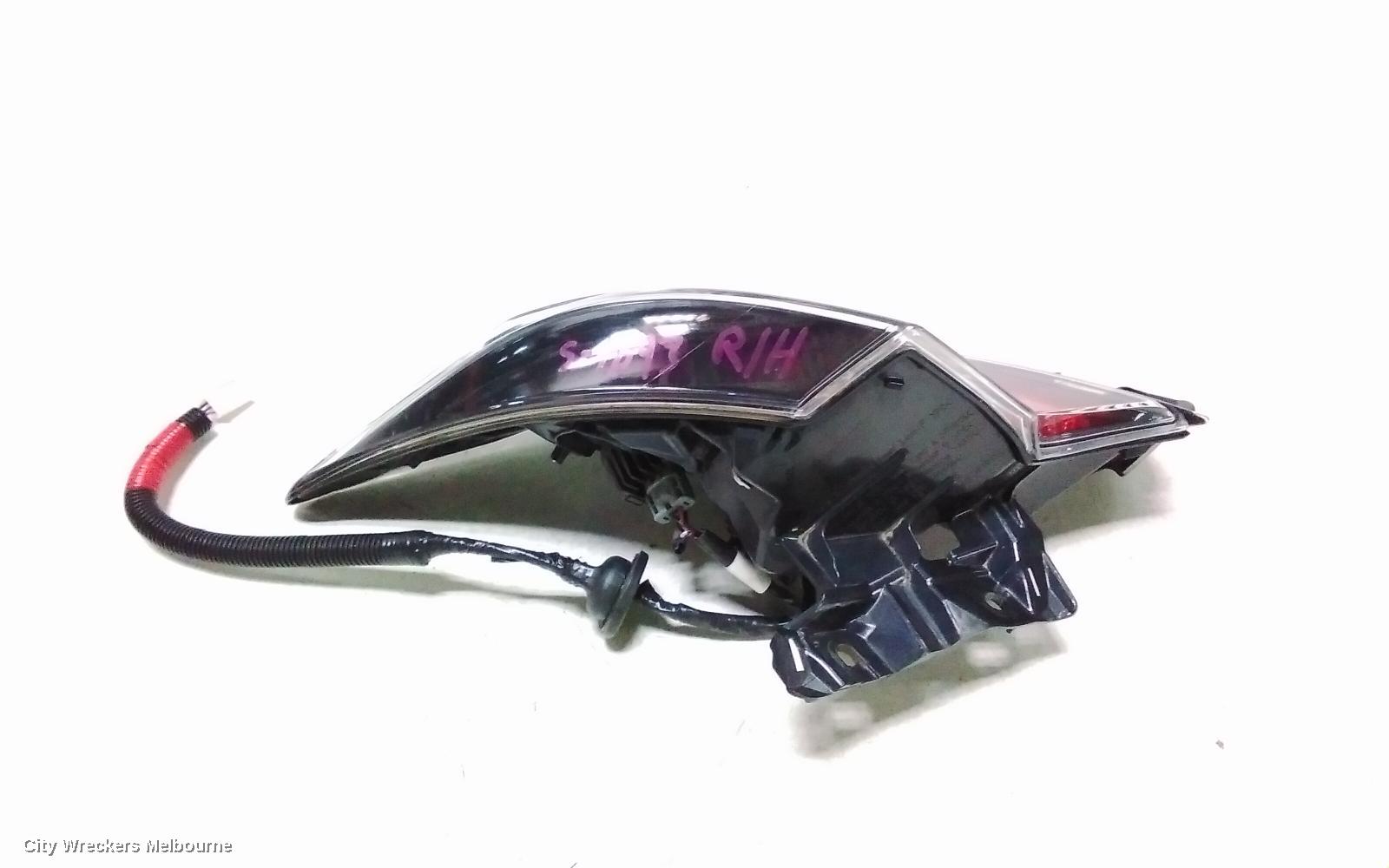 TOYOTA COROLLA RIGHT TAILLIGHT, E210, IN BODY, HATCH, 07/2018 - 08/2022