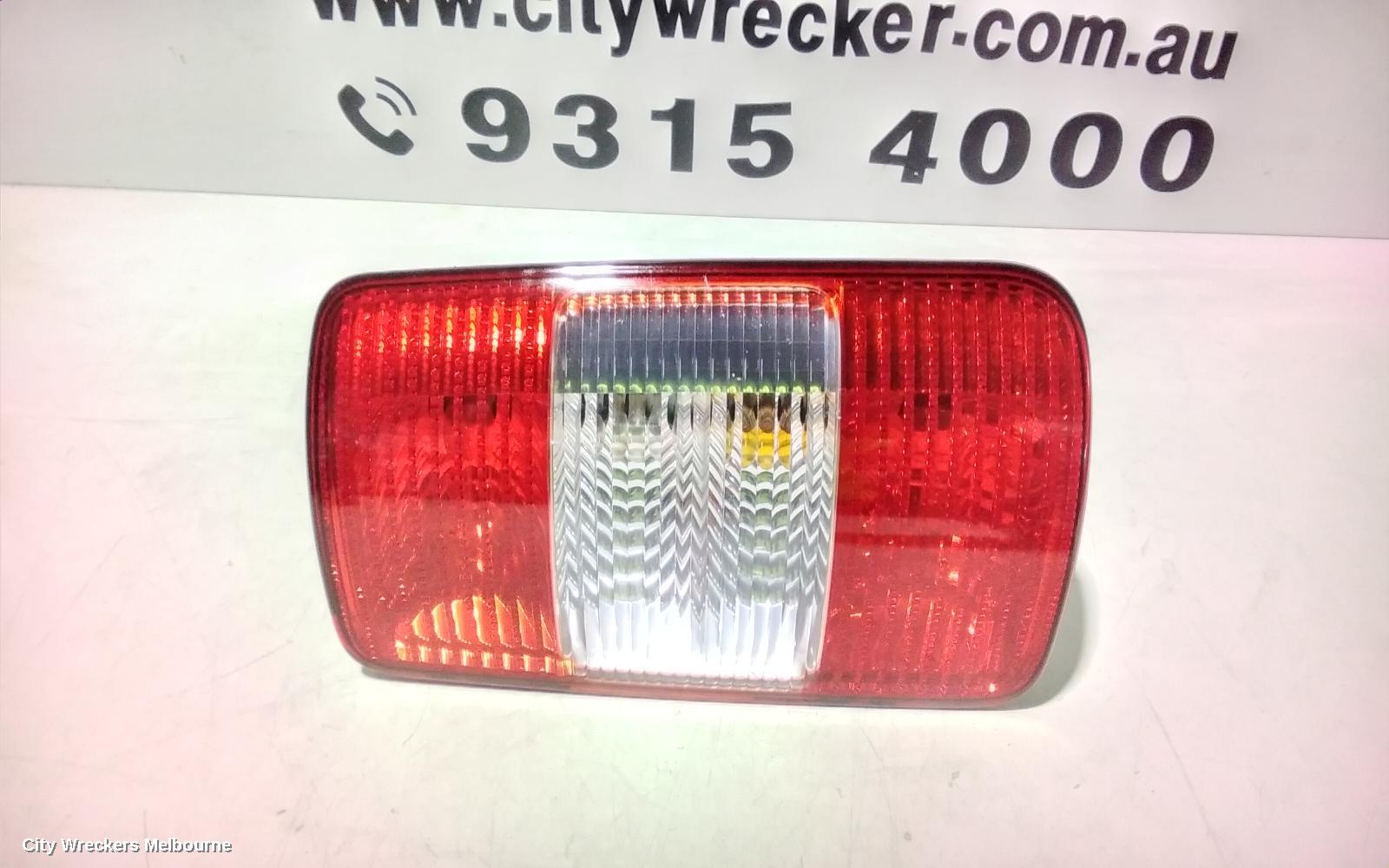 VOLKSWAGEN CADDY RIGHT TAILLIGHT, 2K, 12/2004 - 08/2010