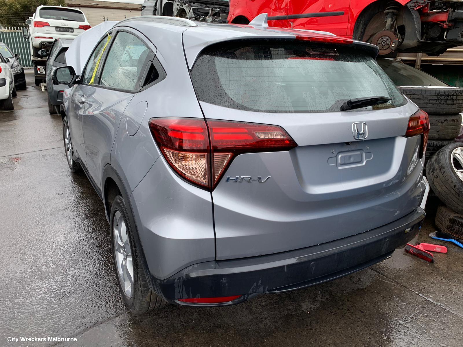 HONDA HRV DOOR HANDLE, OUTER, RH FRONT, COLOUR CODED, RU5, 12/2014 - 10/2021