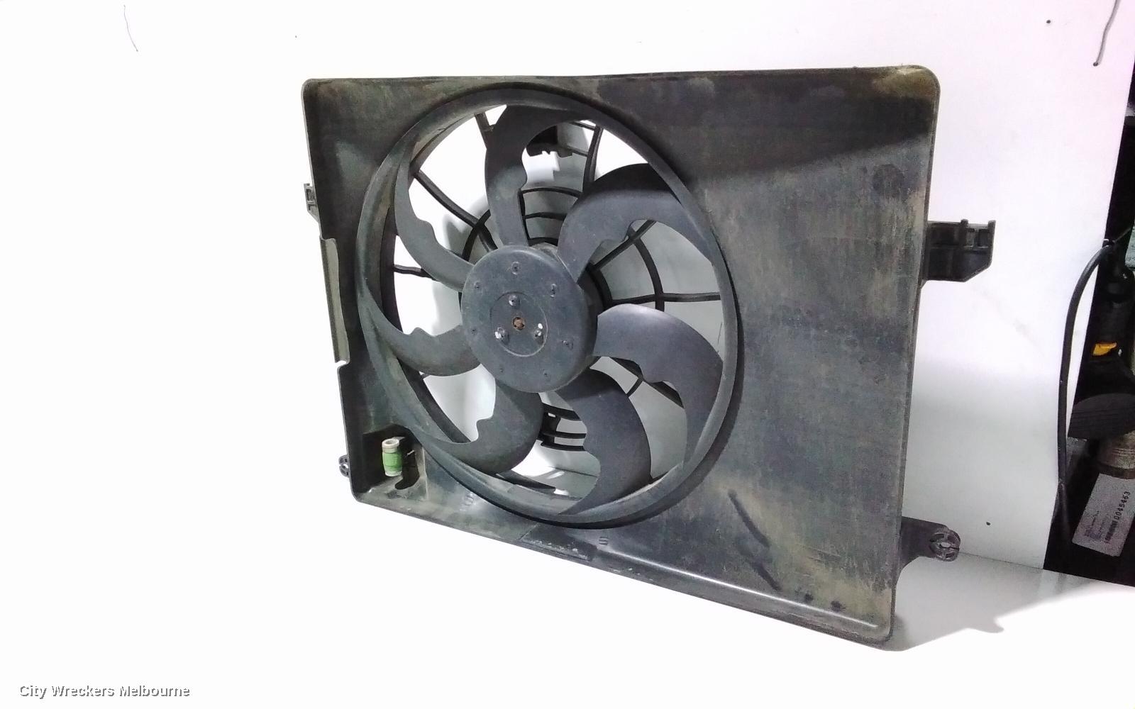 HYUNDAI IX35 FAN, RAD FAN, PETROL (VIN KMHJ...), LM SERIES, 11/2009 - 01/2016