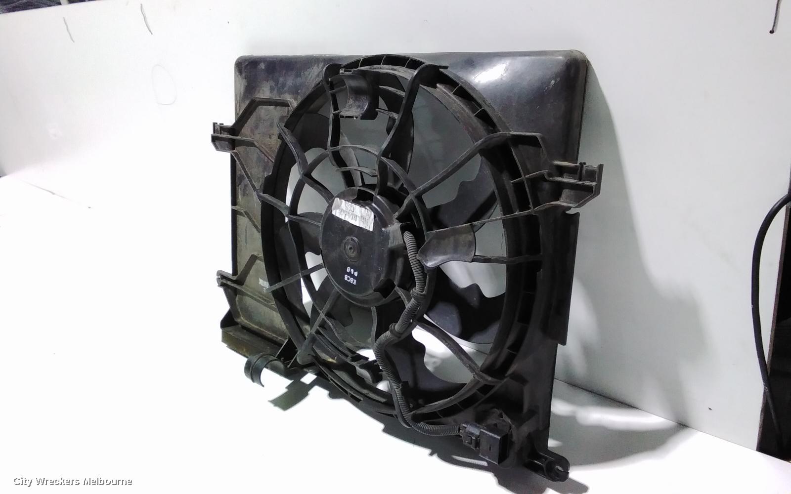 HYUNDAI IX35 FAN, RAD FAN, PETROL (VIN KMHJ...), LM SERIES, 11/2009 - 01/2016