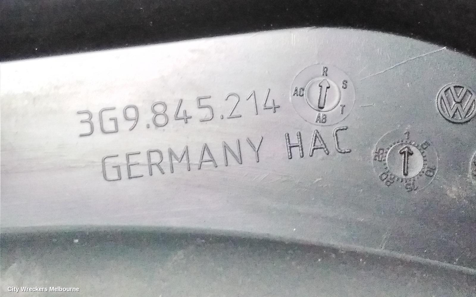 VOLKSWAGEN PASSAT RIGHT REAR 1/4 DOOR GLASS, B8/MK7, 06/2015 - 05/2023