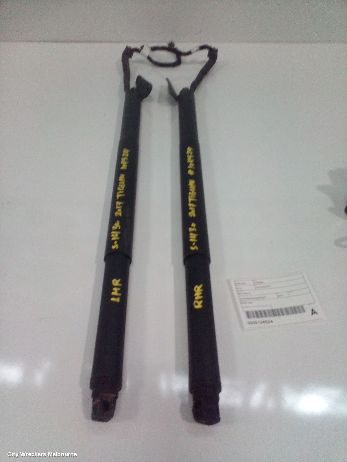 VOLKSWAGEN TIGUAN HATCH STRUT, TAILGATE STRUT (PAIR), POWER LIFT TYPE, 5NA, 06/2016 ONWARDS